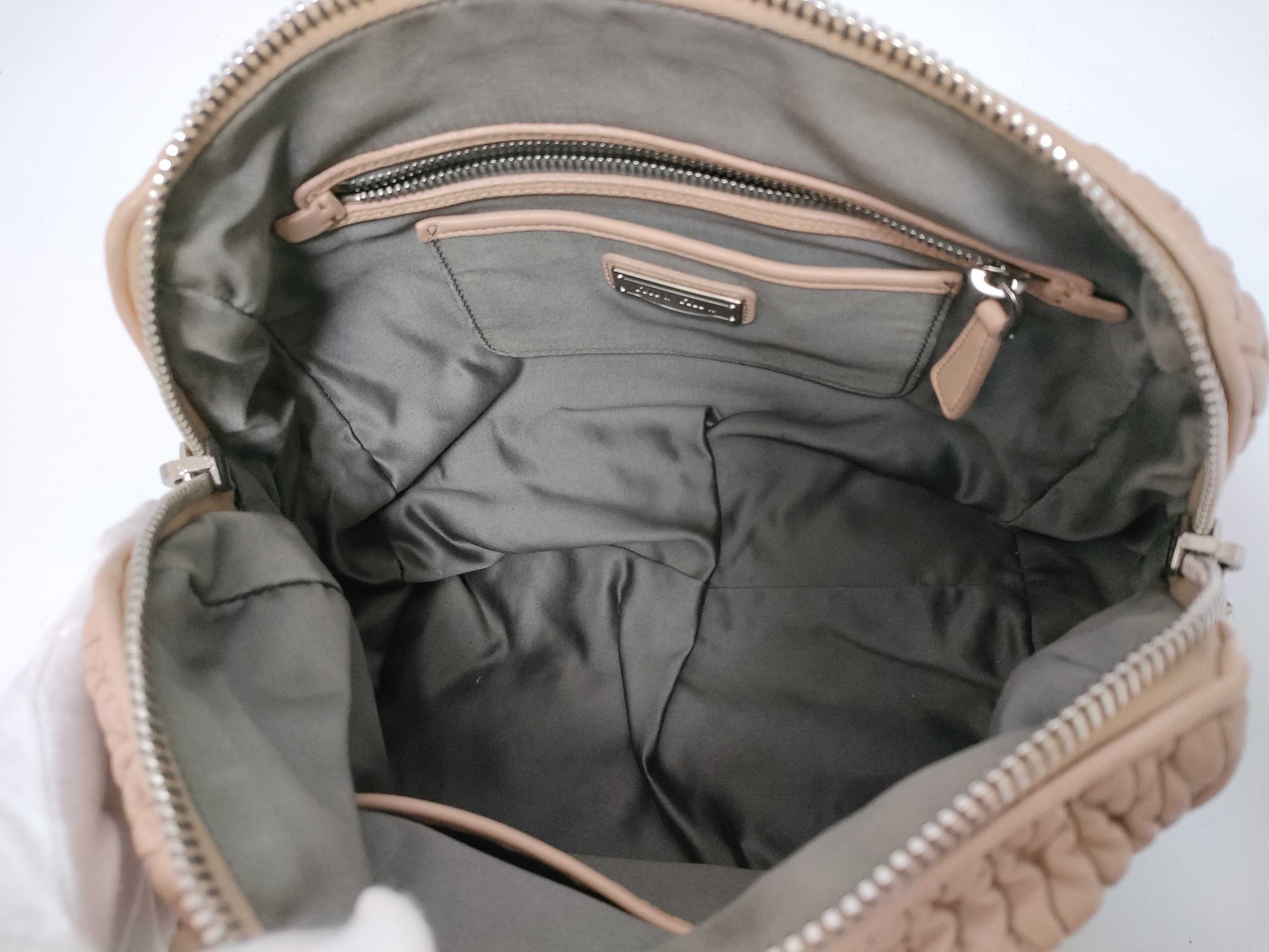 Chain Tote / Matelassé — view 9