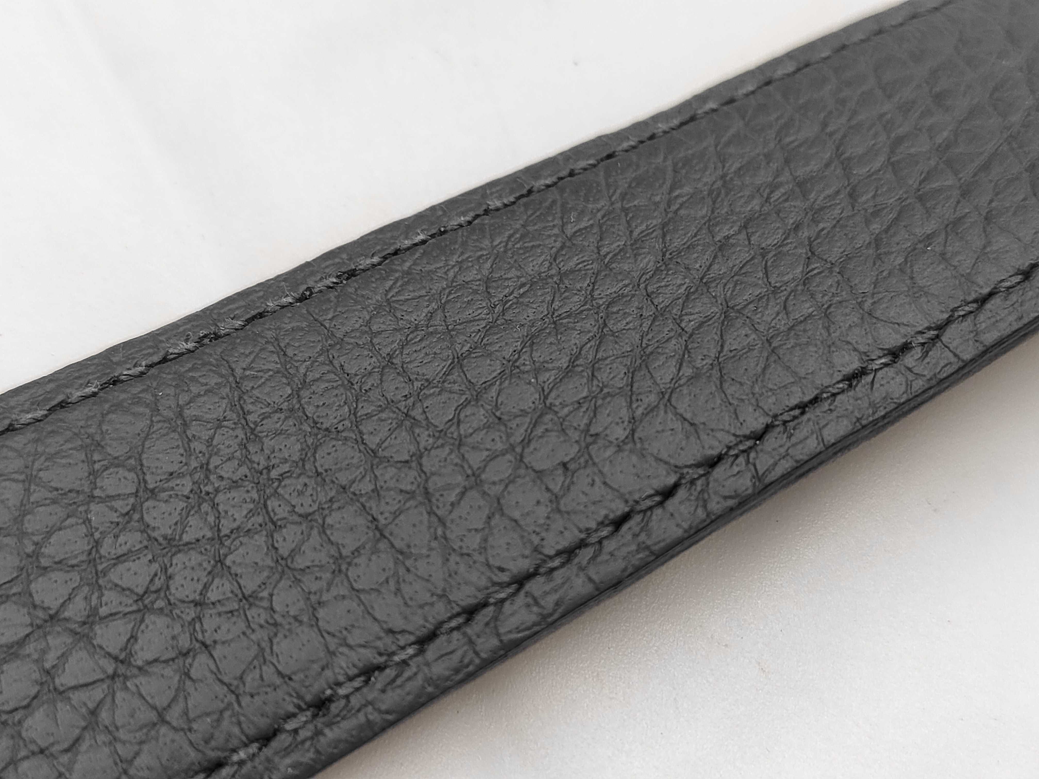 Lindy 26 handbag in Taurillon Clemence leather, Gris Misty, silver hardware, G stamp. — view 4