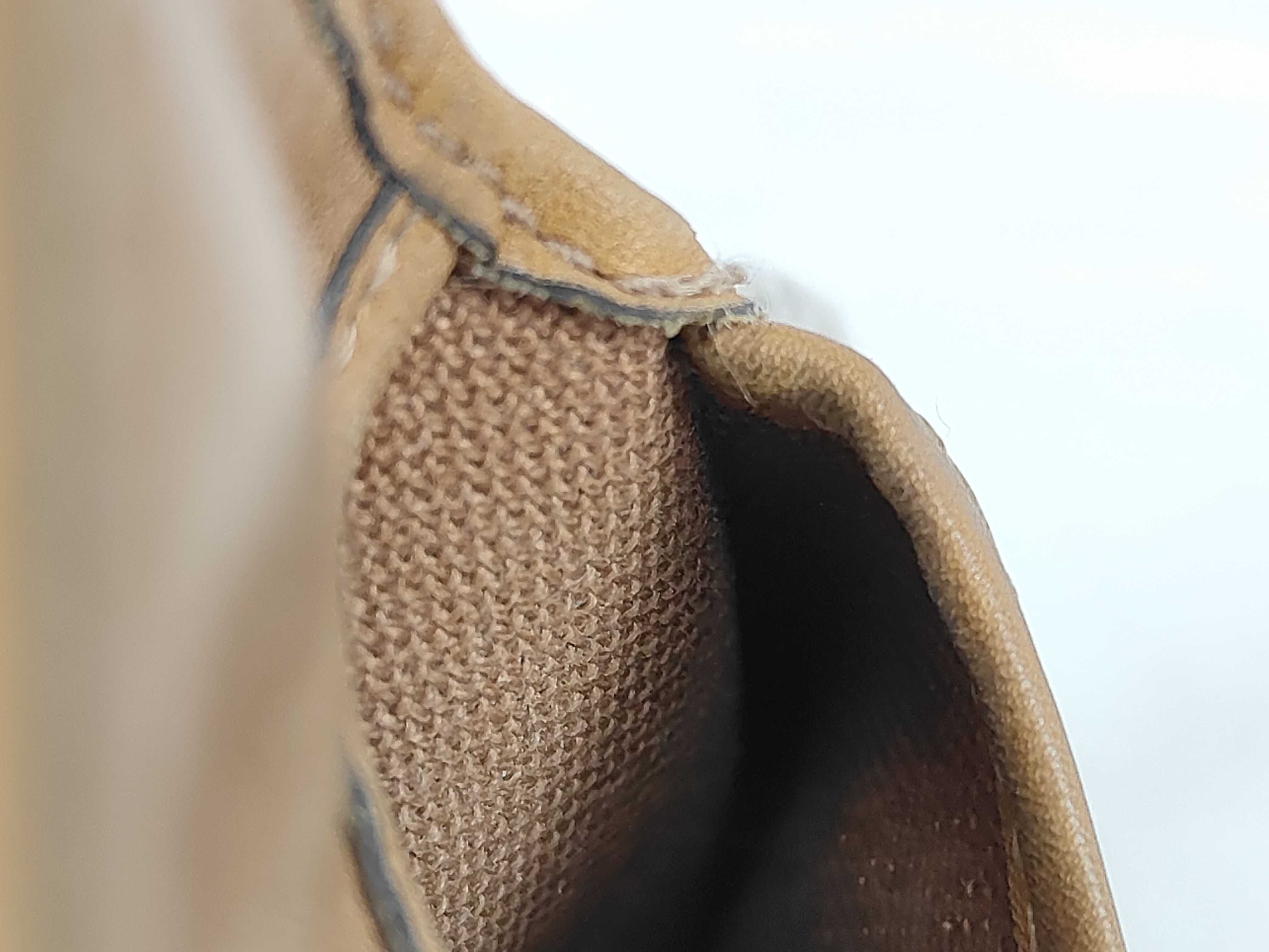 Honeycomb Pattern Coin Case — view 10