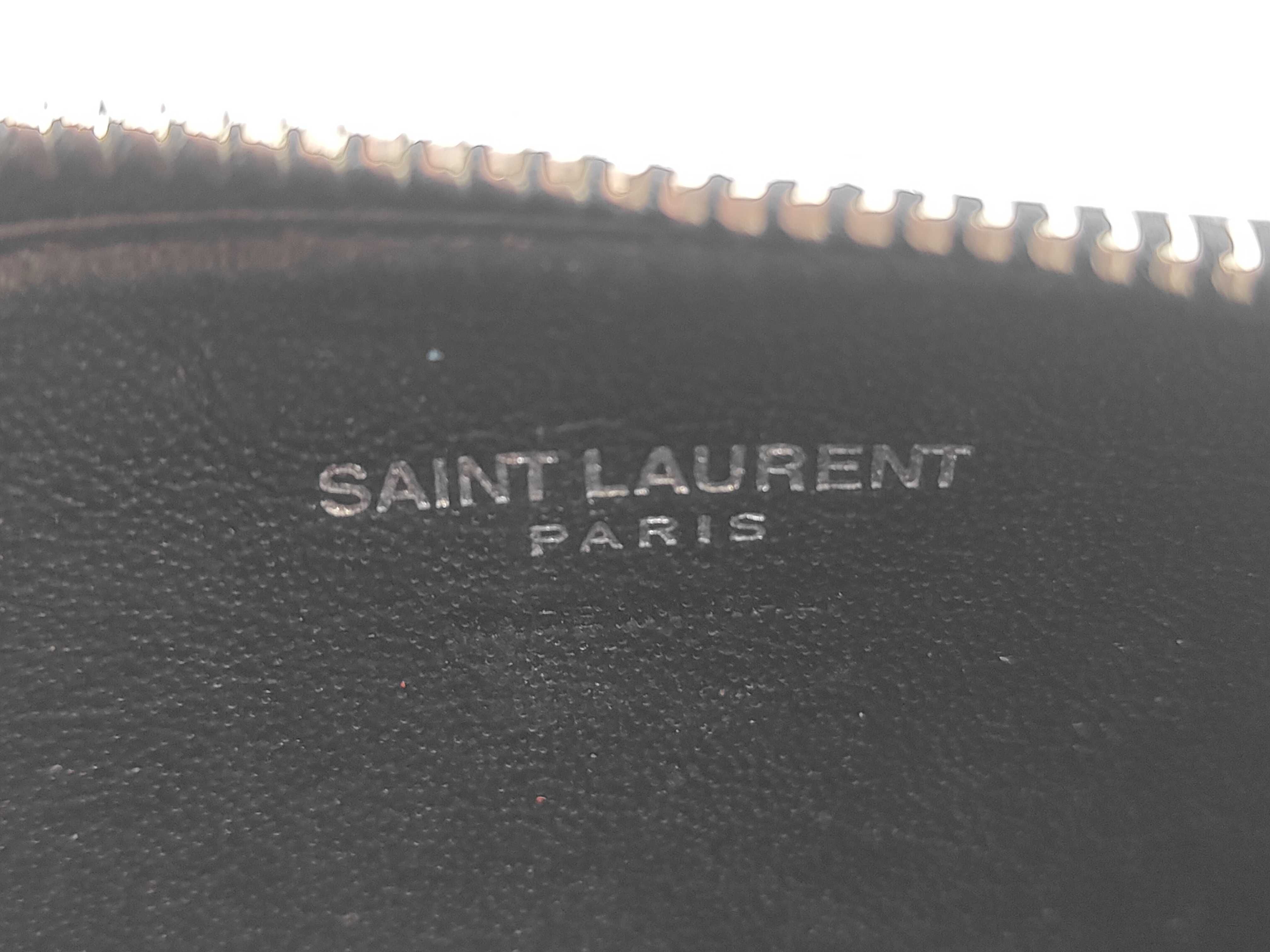coin case — view 5