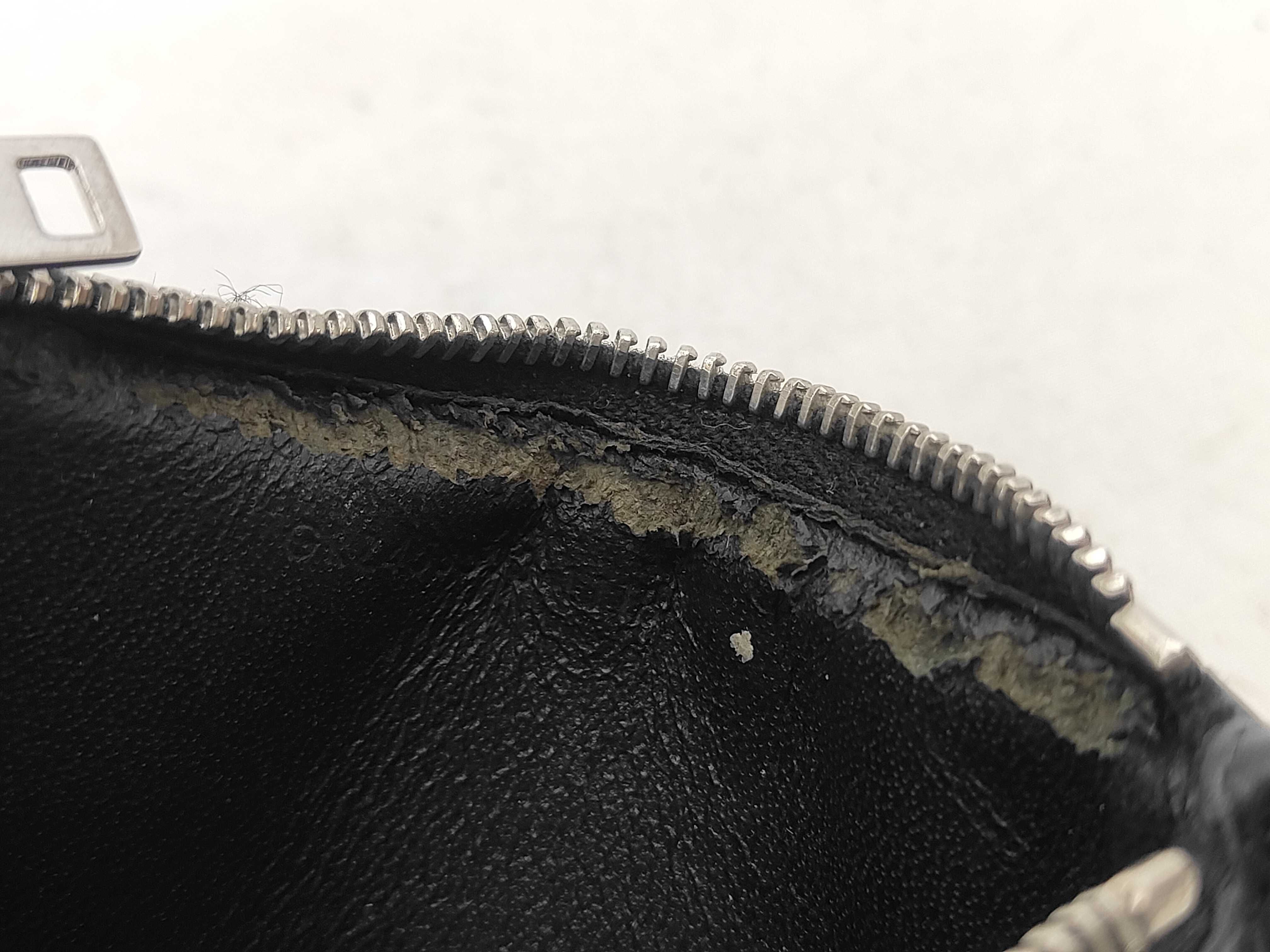 coin case — view 6