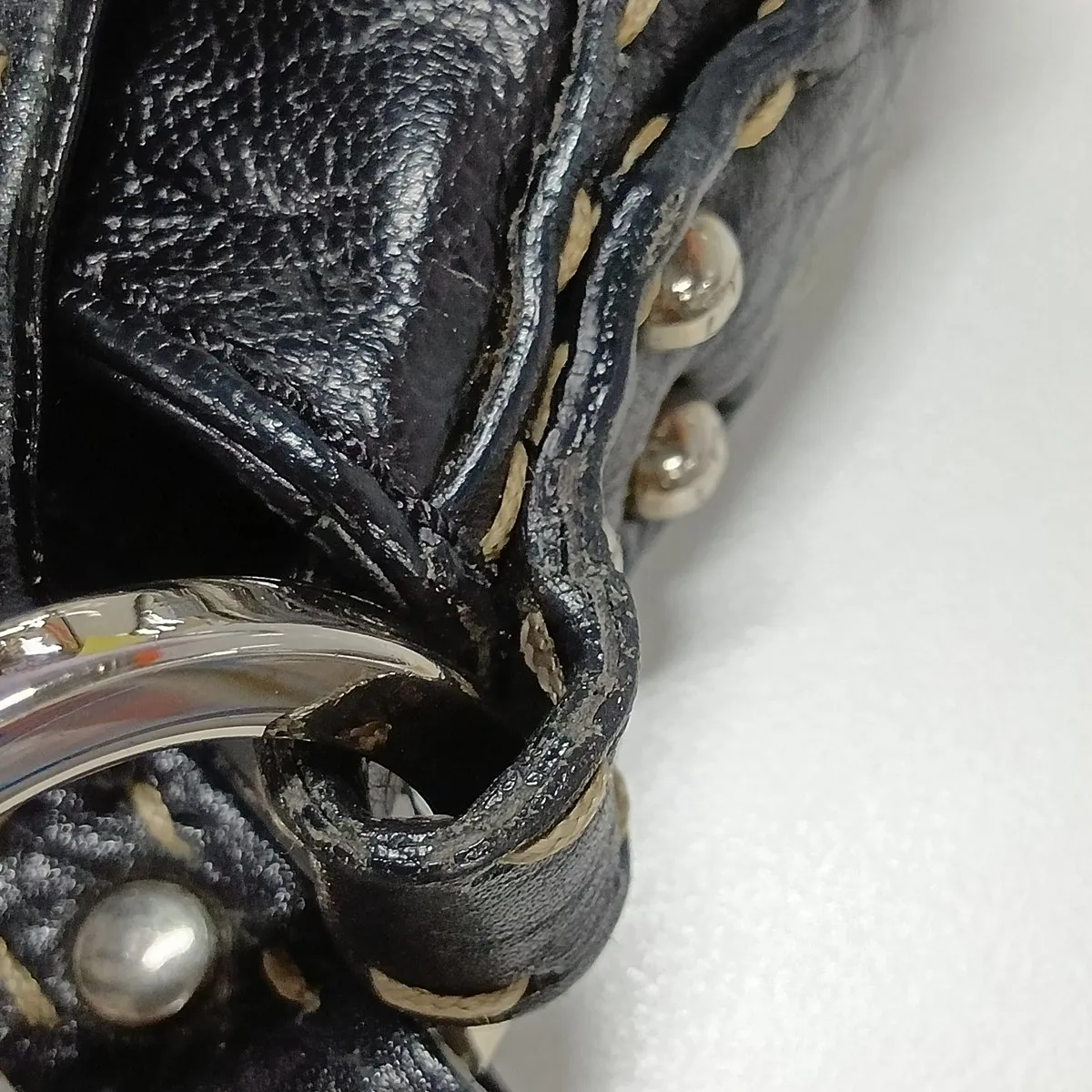 Selleria Leather Shoulder Bag, Black, 8BR356 — view 12