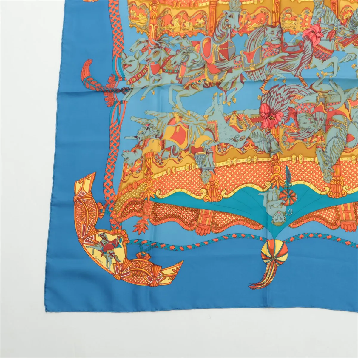 Carre 90 TOURNEZ MANEGE Merry-go-round scarf, silk, blue. Shows signs of wear, — view 5