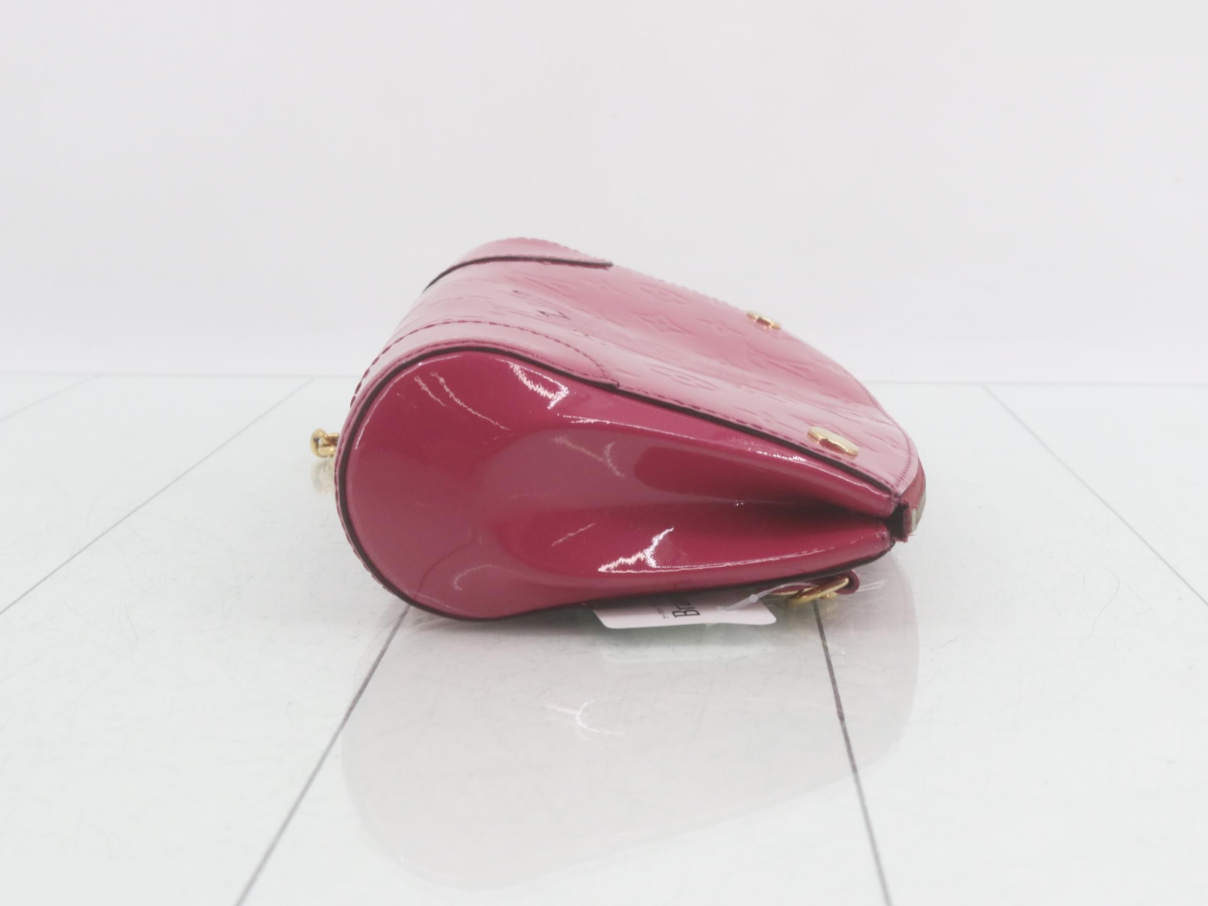 Vernis Santa Monica Clutch Shoulder Bag — view 3