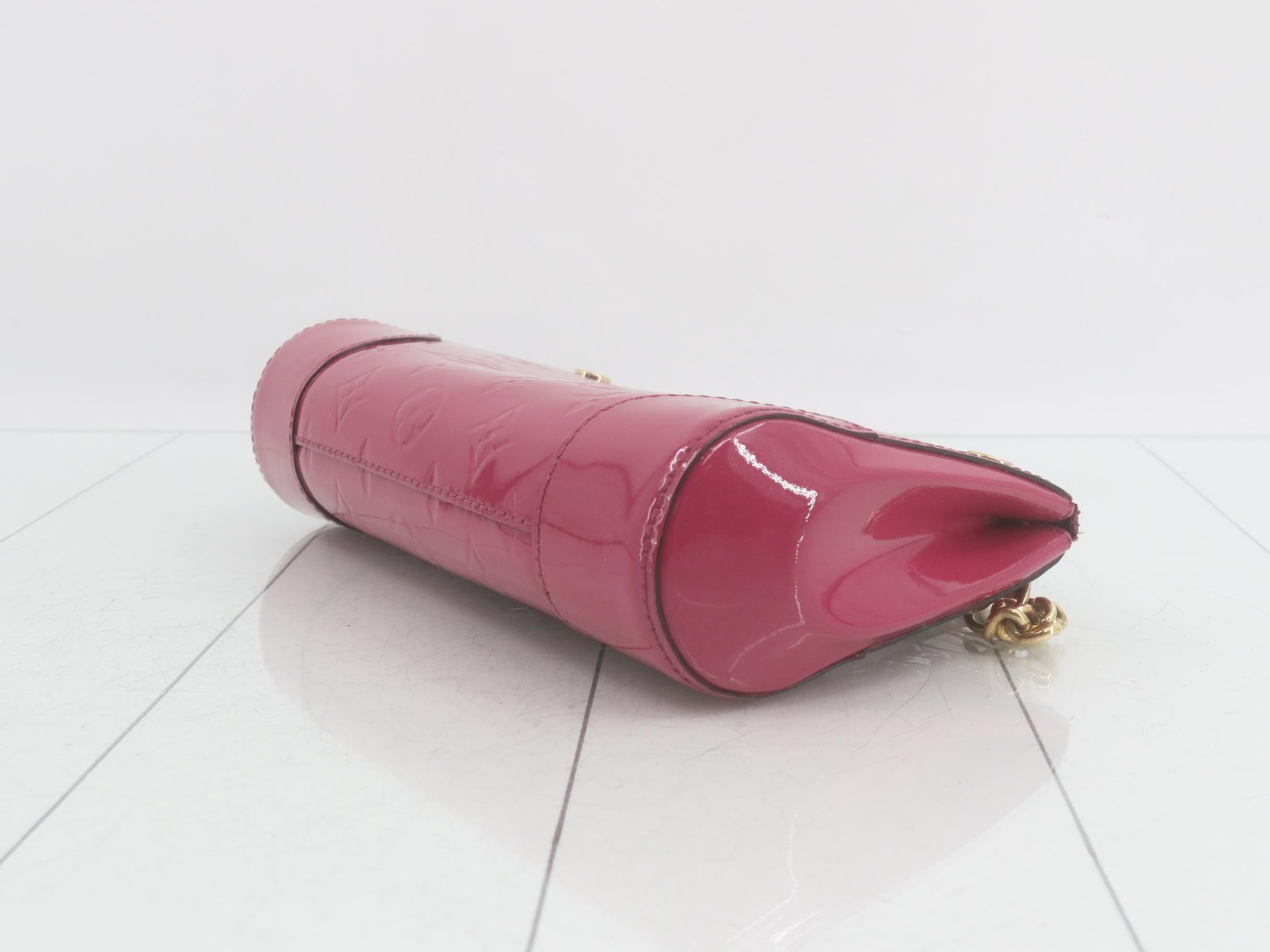 Vernis Santa Monica Clutch Shoulder Bag — view 6