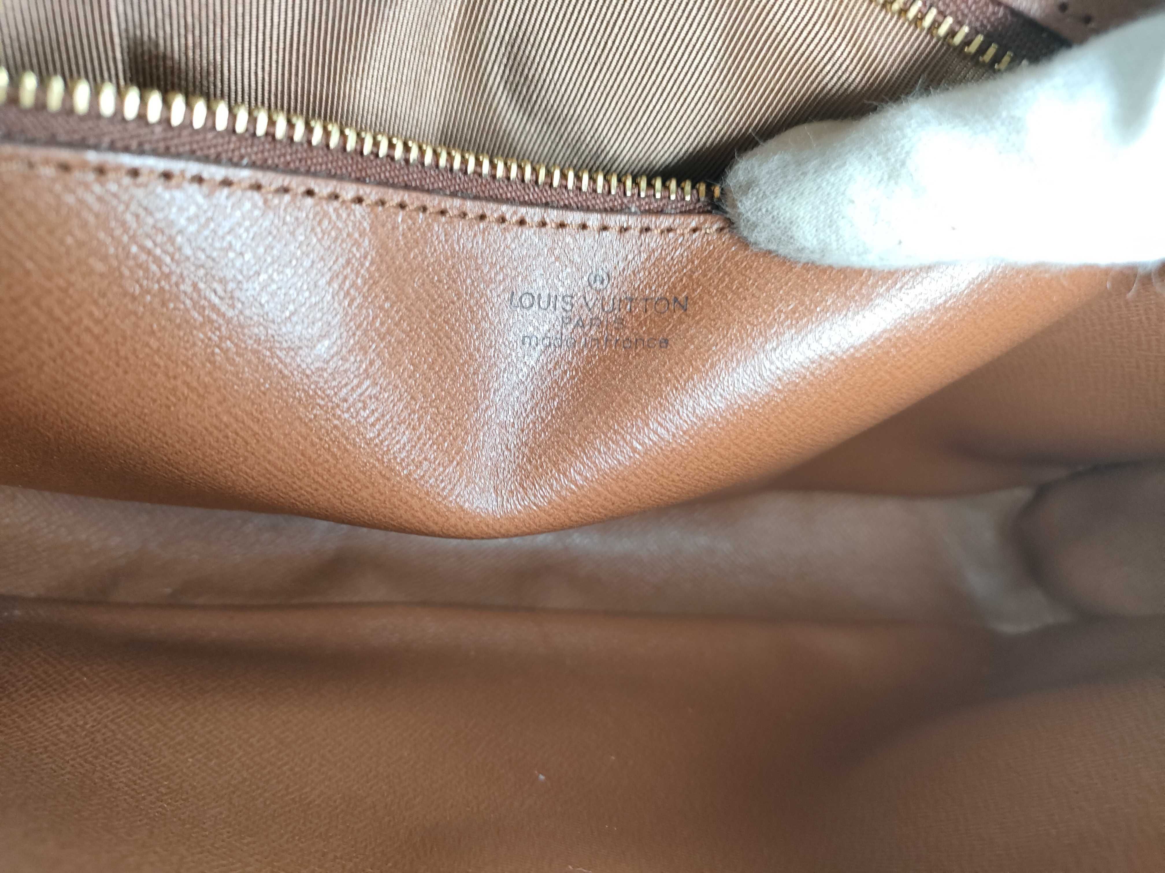Monogram Louis Vuitton Handbag Clutch Bag — view 12