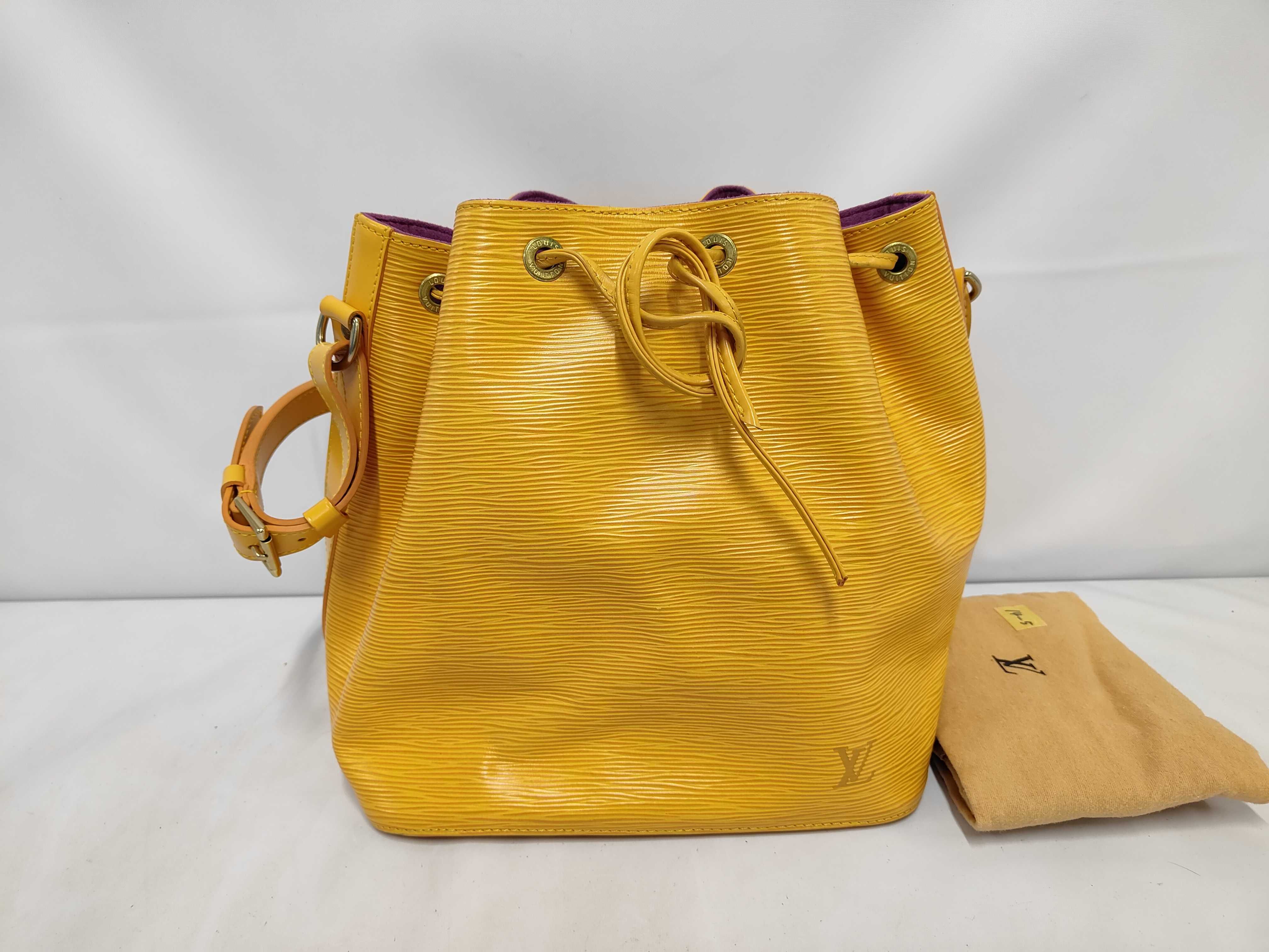 Noe Shoulder Bag