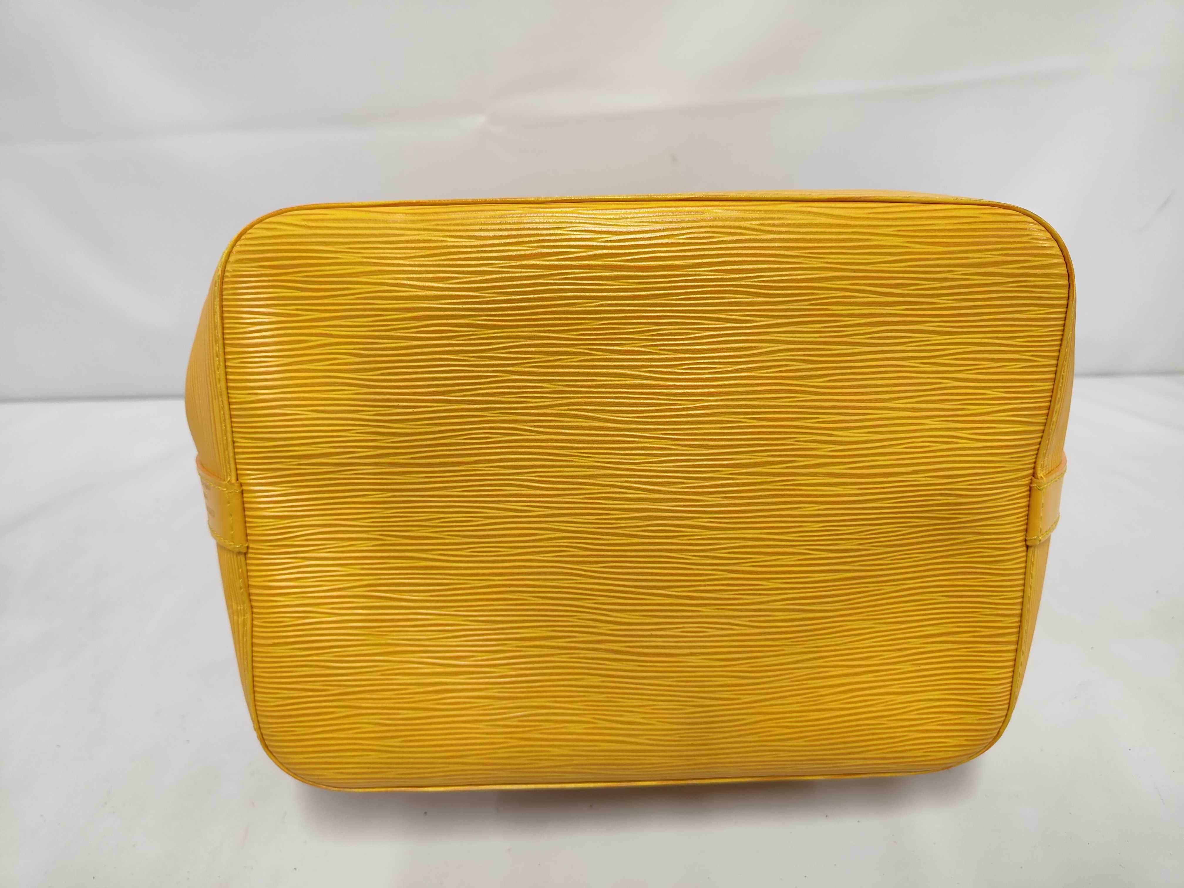 Noe Shoulder Bag — view 3