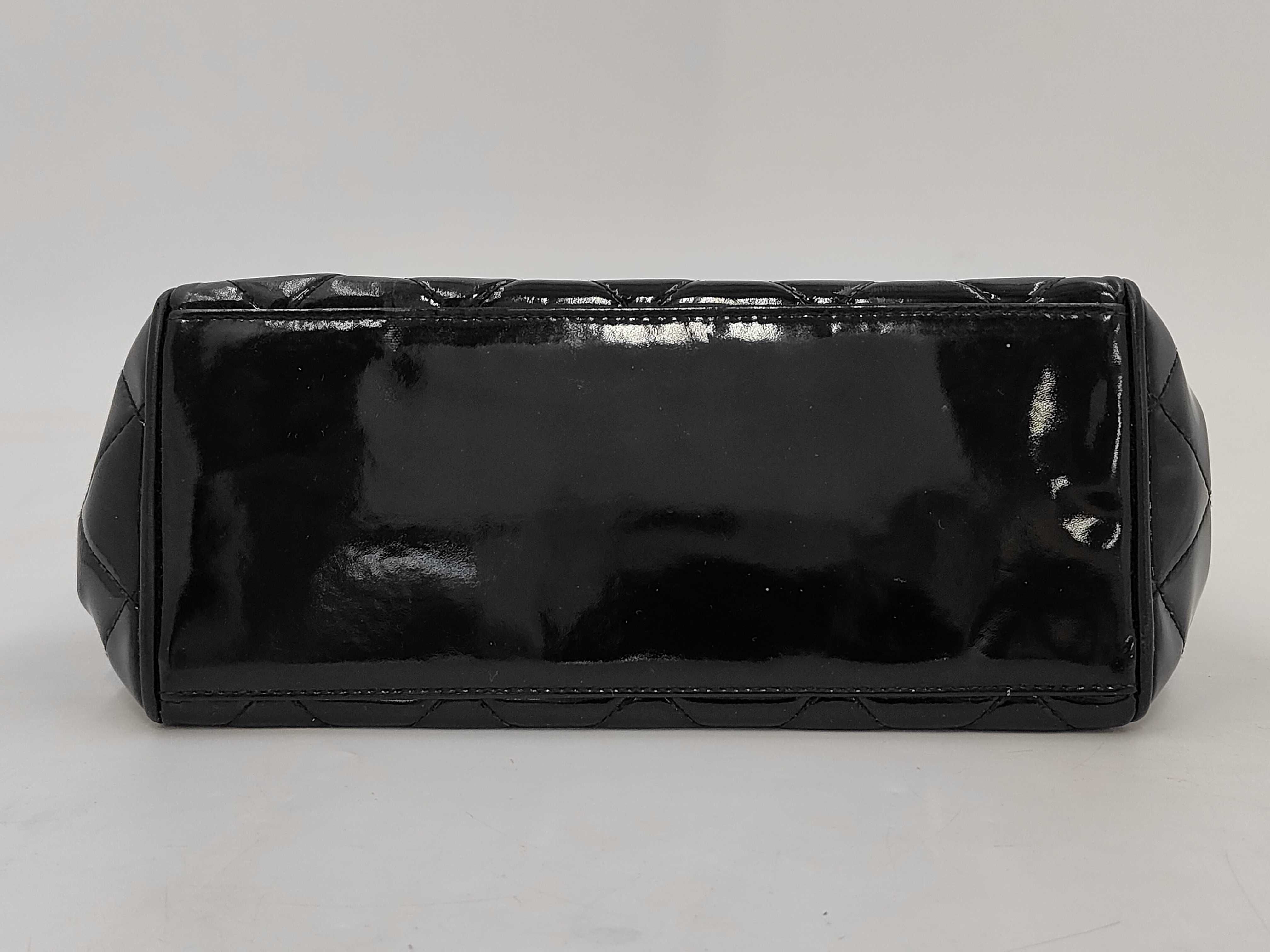 Coco Mark Matelassé Handbag (with serial number sticker) — view 5