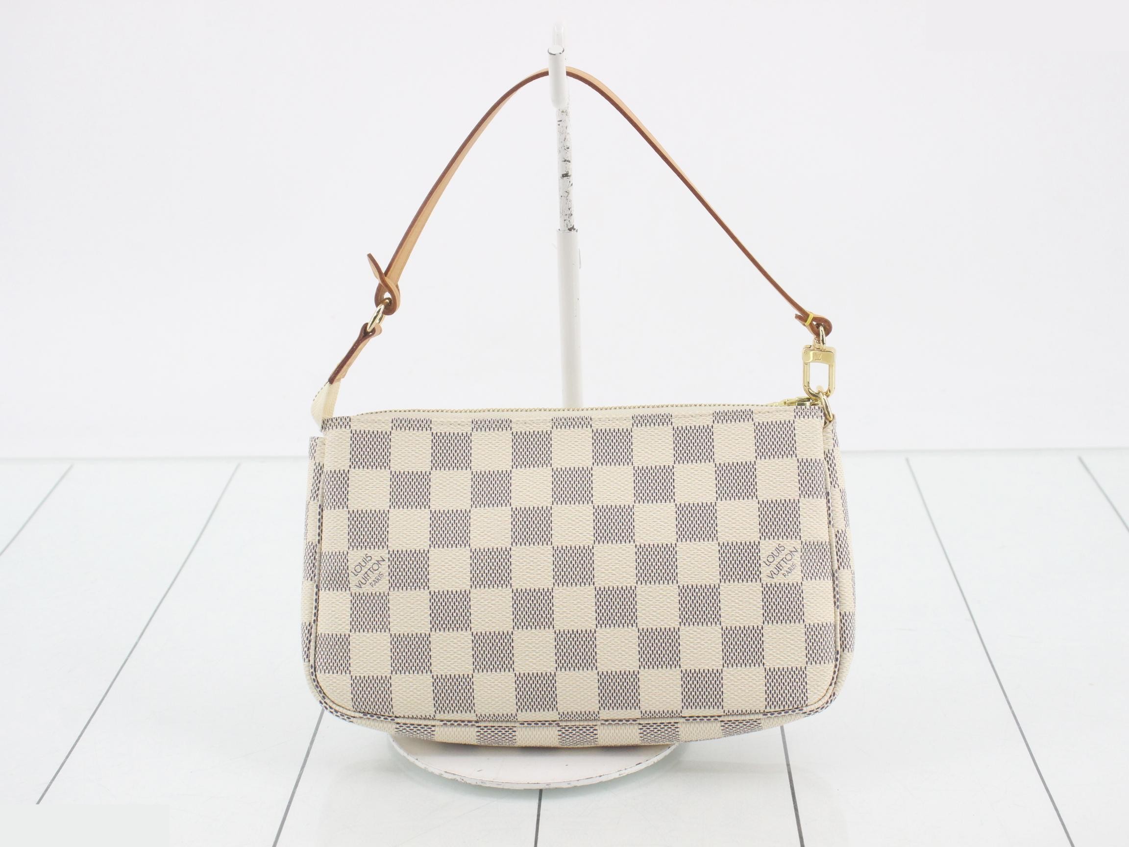 Pochette Accessoires (with dust bag and box) — view 2