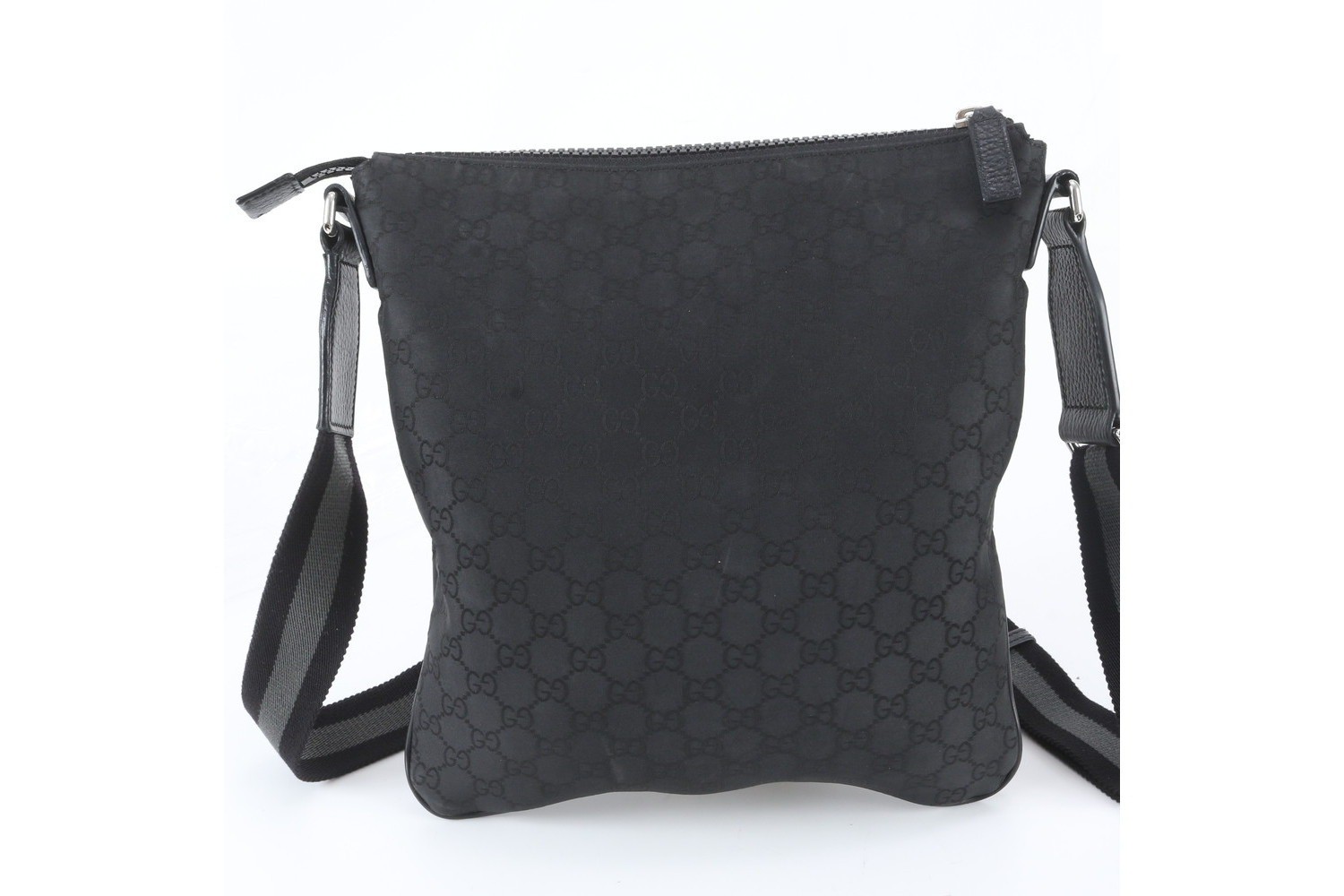 GG Nylon 449184 Leather Shoulder Bag — view 3