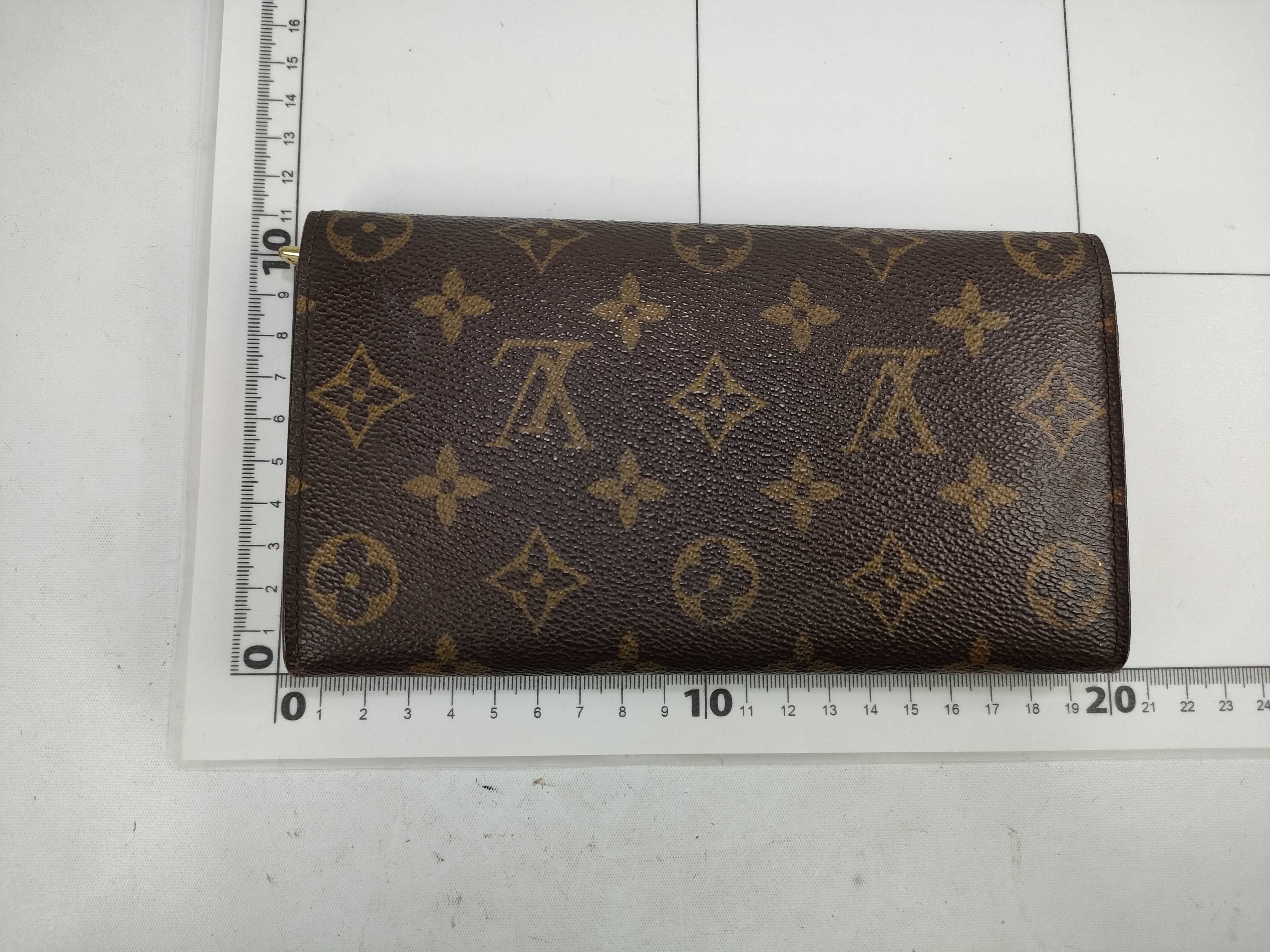 Monogram M61734 Portefeuille Sarah Wallet — view 2