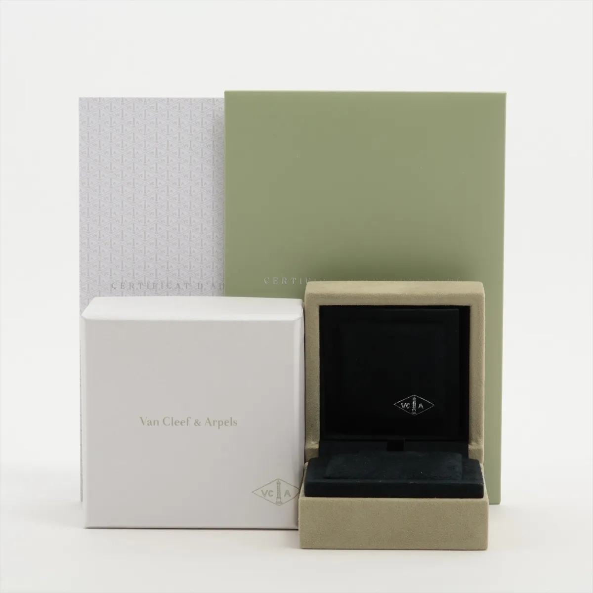 Frivole Mini Diamond Necklace, 750 (Yellow Gold), 3.1g, JP750292. Features — view 7