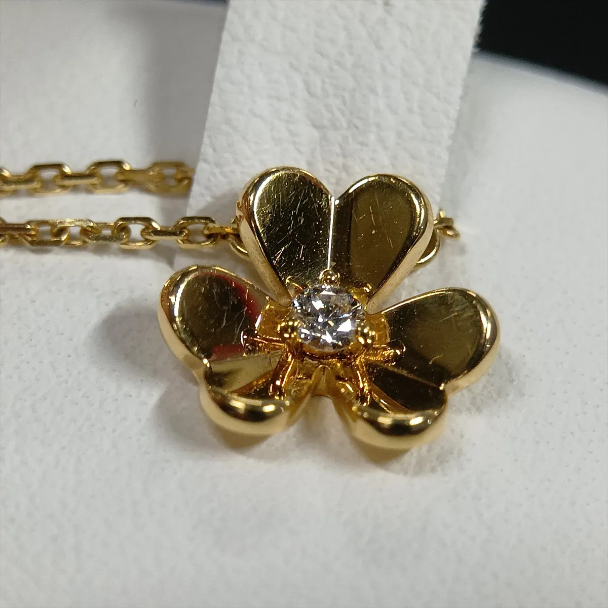 Frivole Mini Diamond Necklace, 750 (Yellow Gold), 3.1g, JP750292. Features — view 8