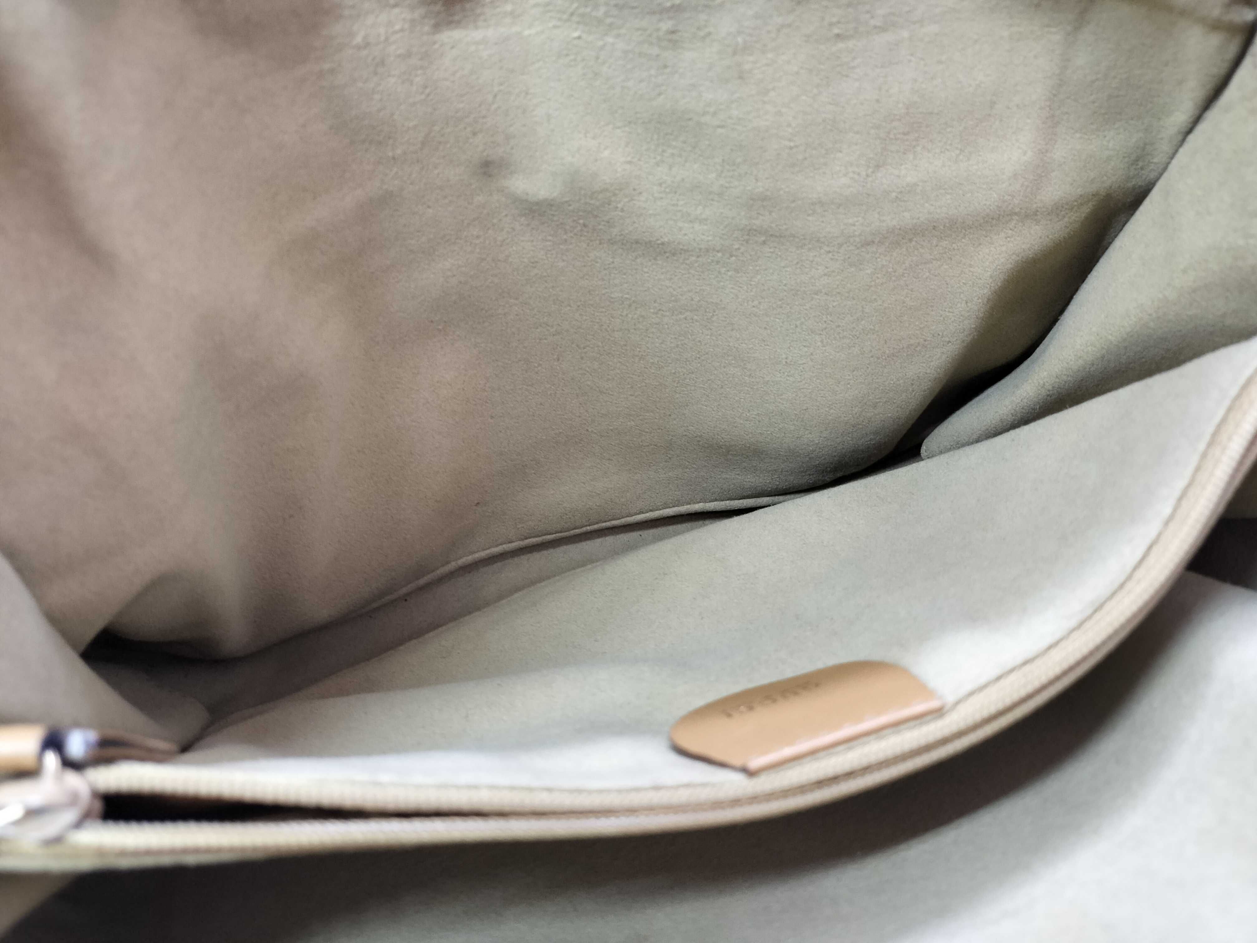 GG Canvas Gucci Clutch Second Bag — view 8