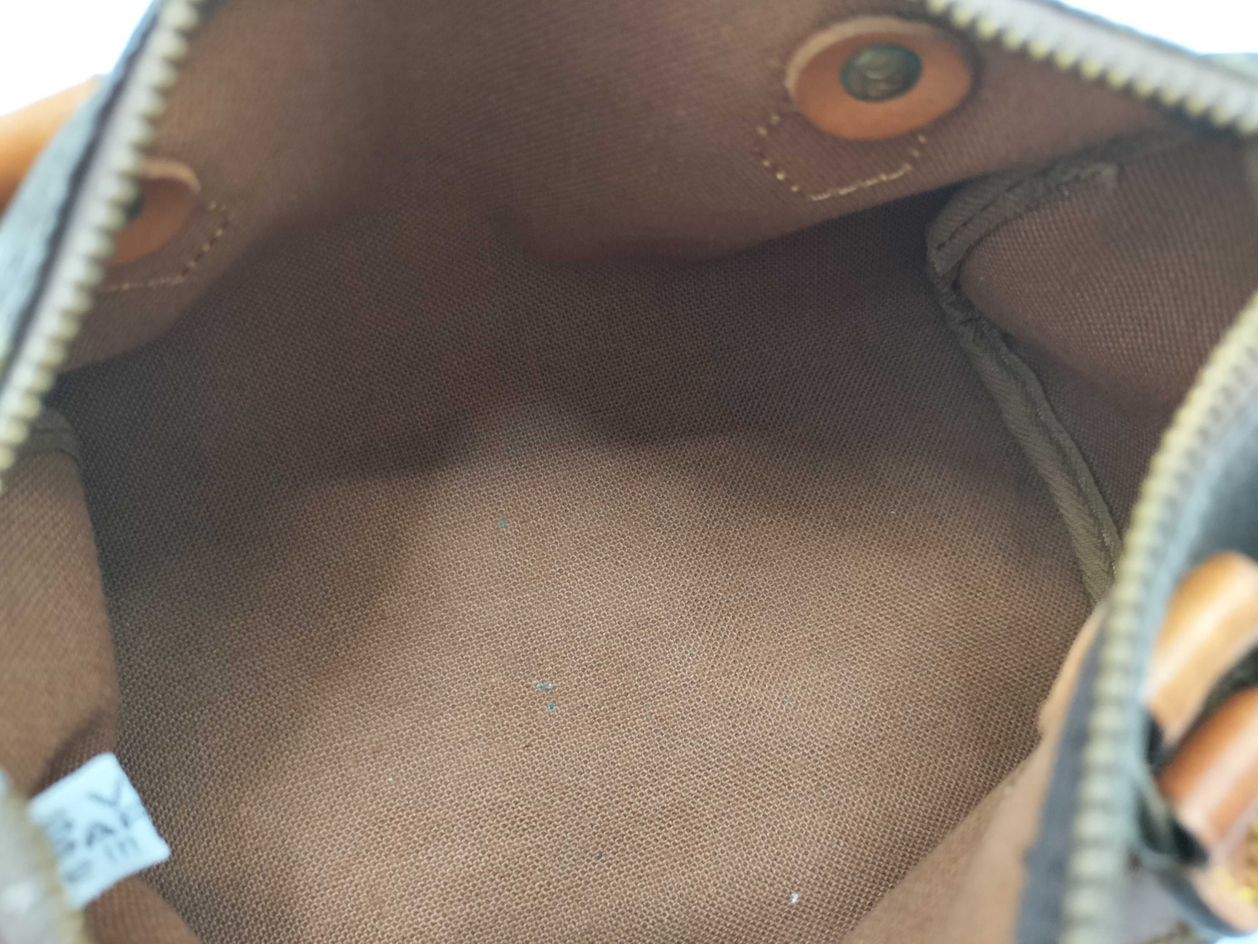 Monogram LV Monogram Mini Speedy Handbag with pull tab, no tears. — view 11
