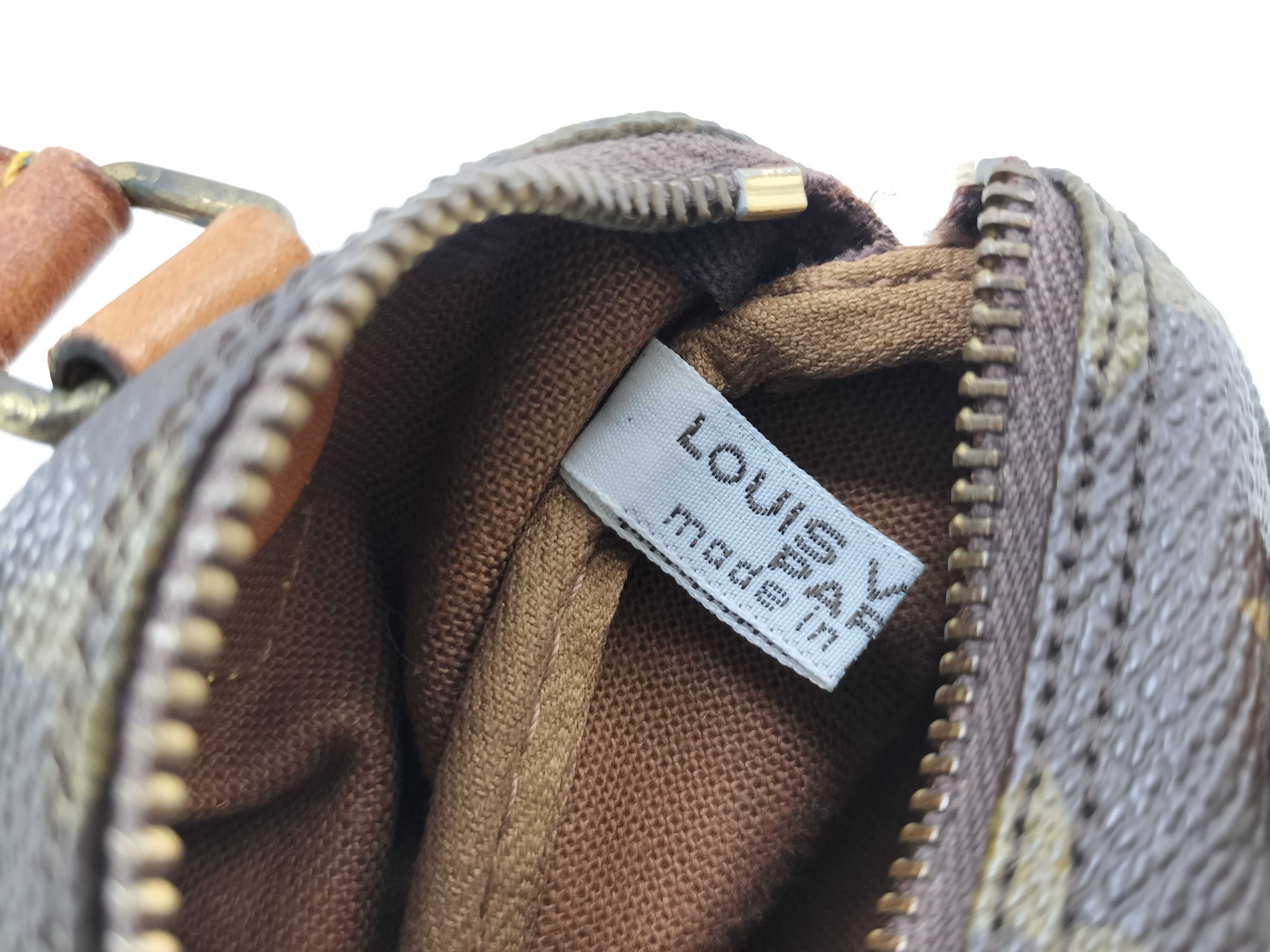 Monogram LV Monogram Mini Speedy Handbag with pull tab, no tears. — view 13