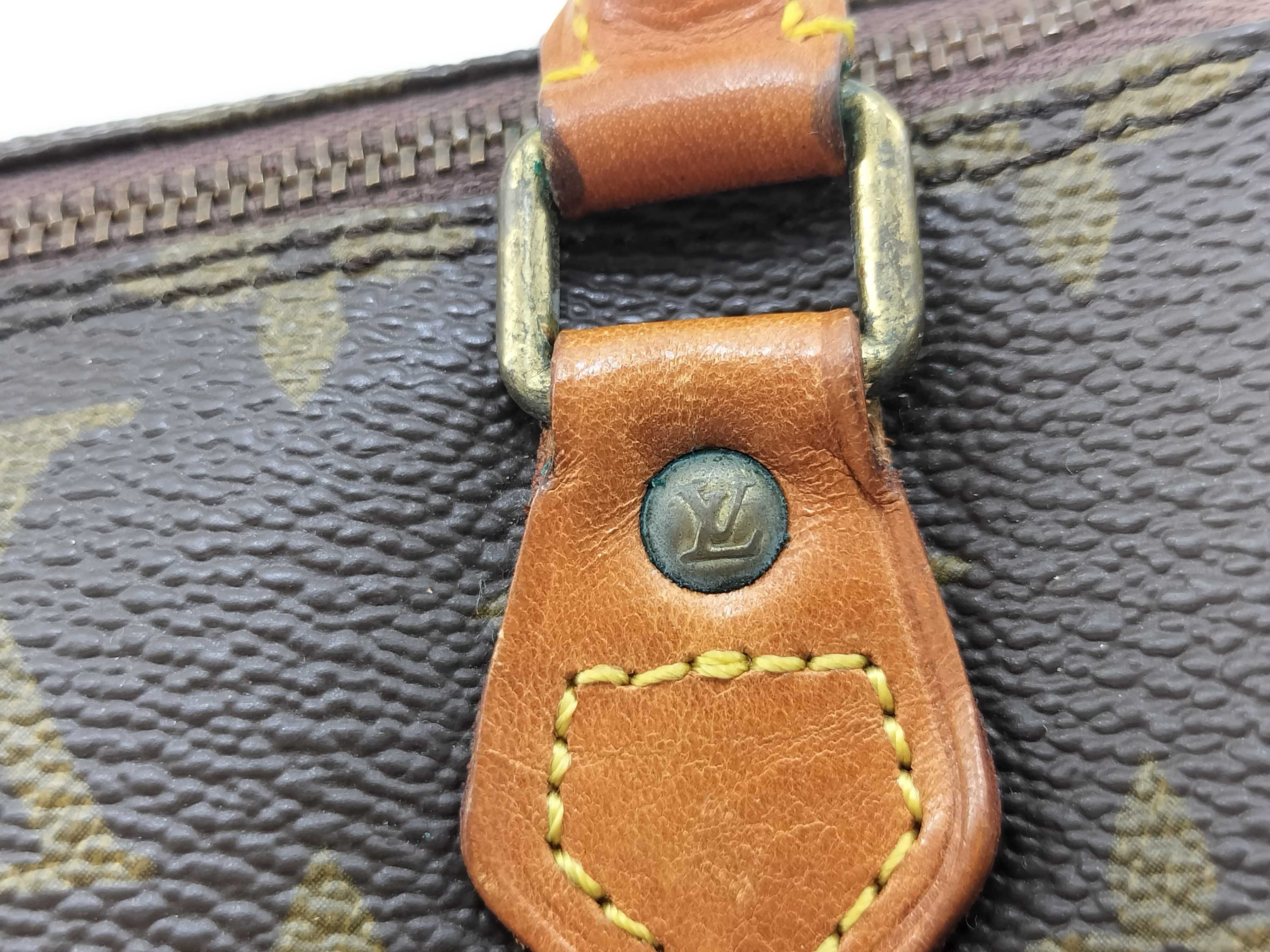 Monogram LV Monogram Mini Speedy Handbag with pull tab, no tears. — view 10