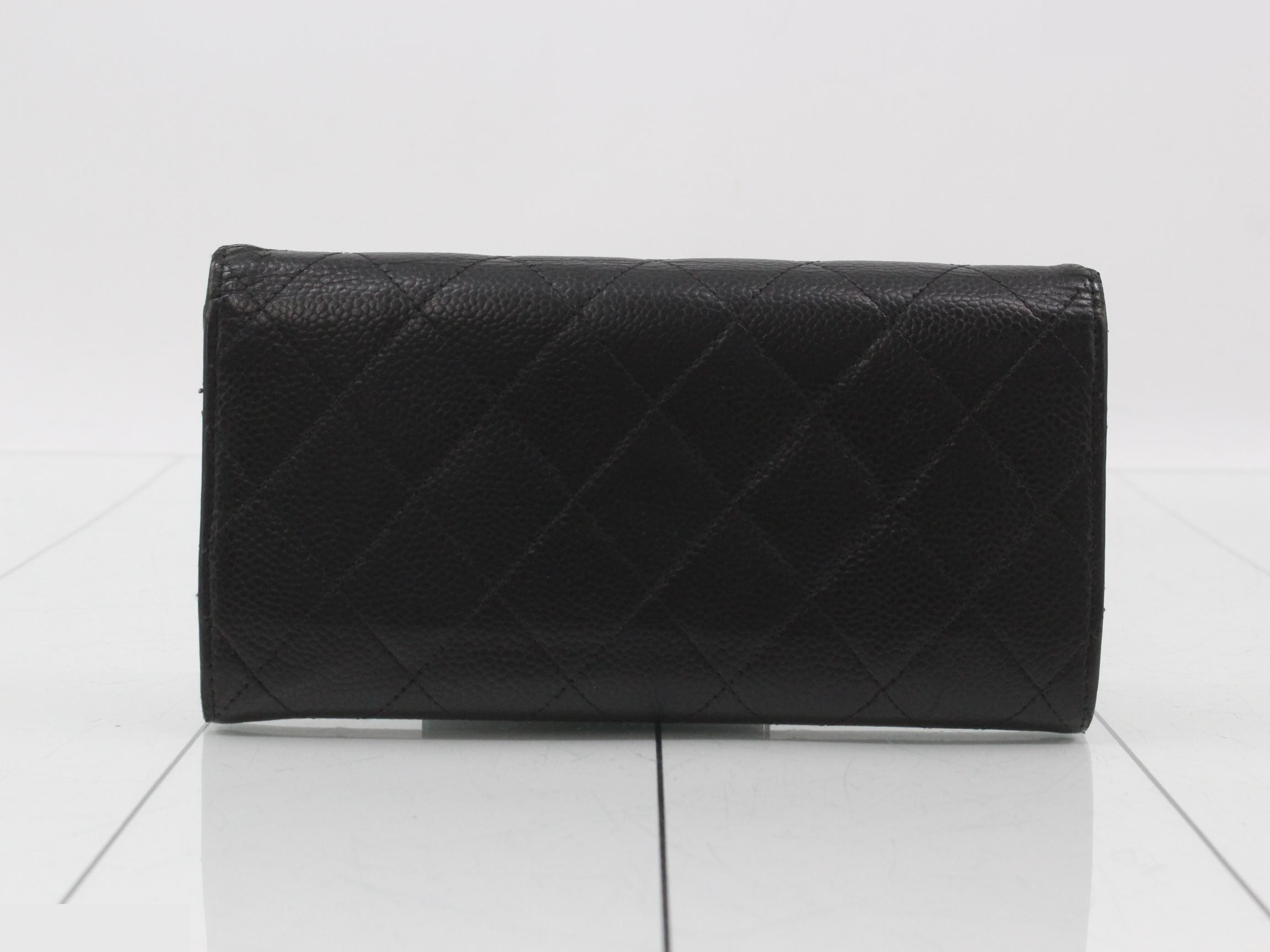 Caviar leather long wallet, black — view 2