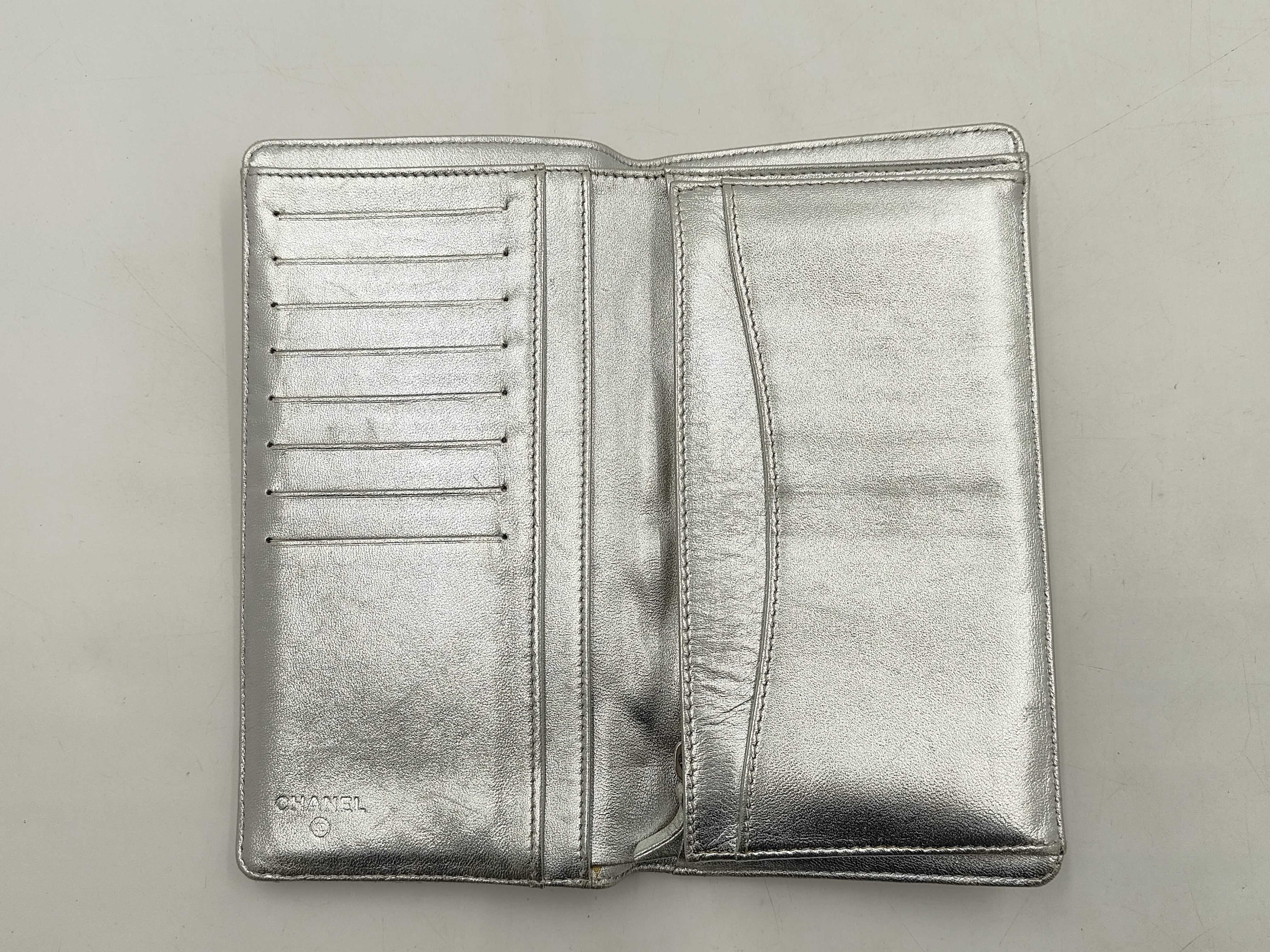 wallet — view 9