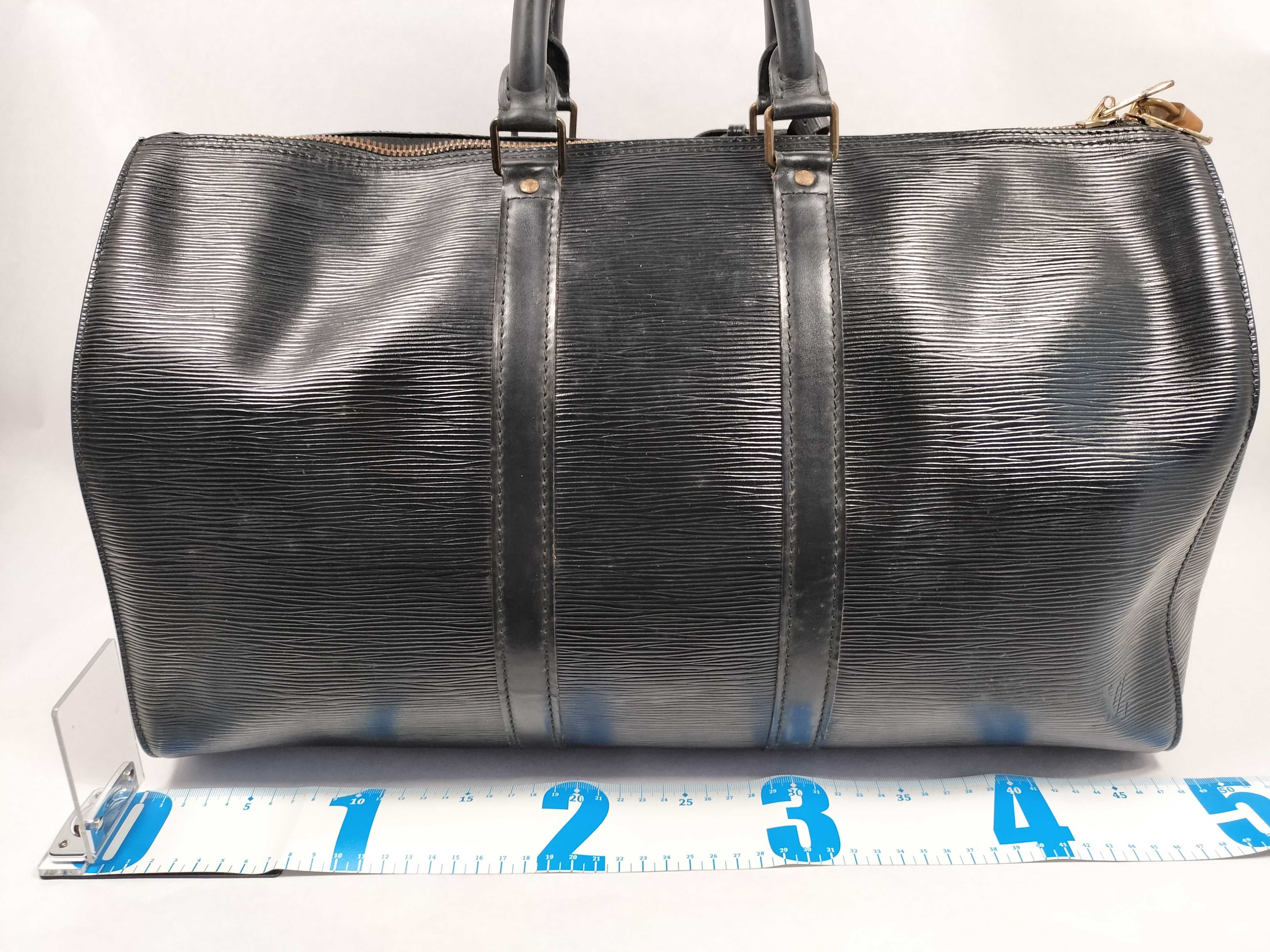 Epi Bag, Louis Vuitton Epi Keepall 45, Epi Noir Boston Bag, Keyless Boston Bag — view 2