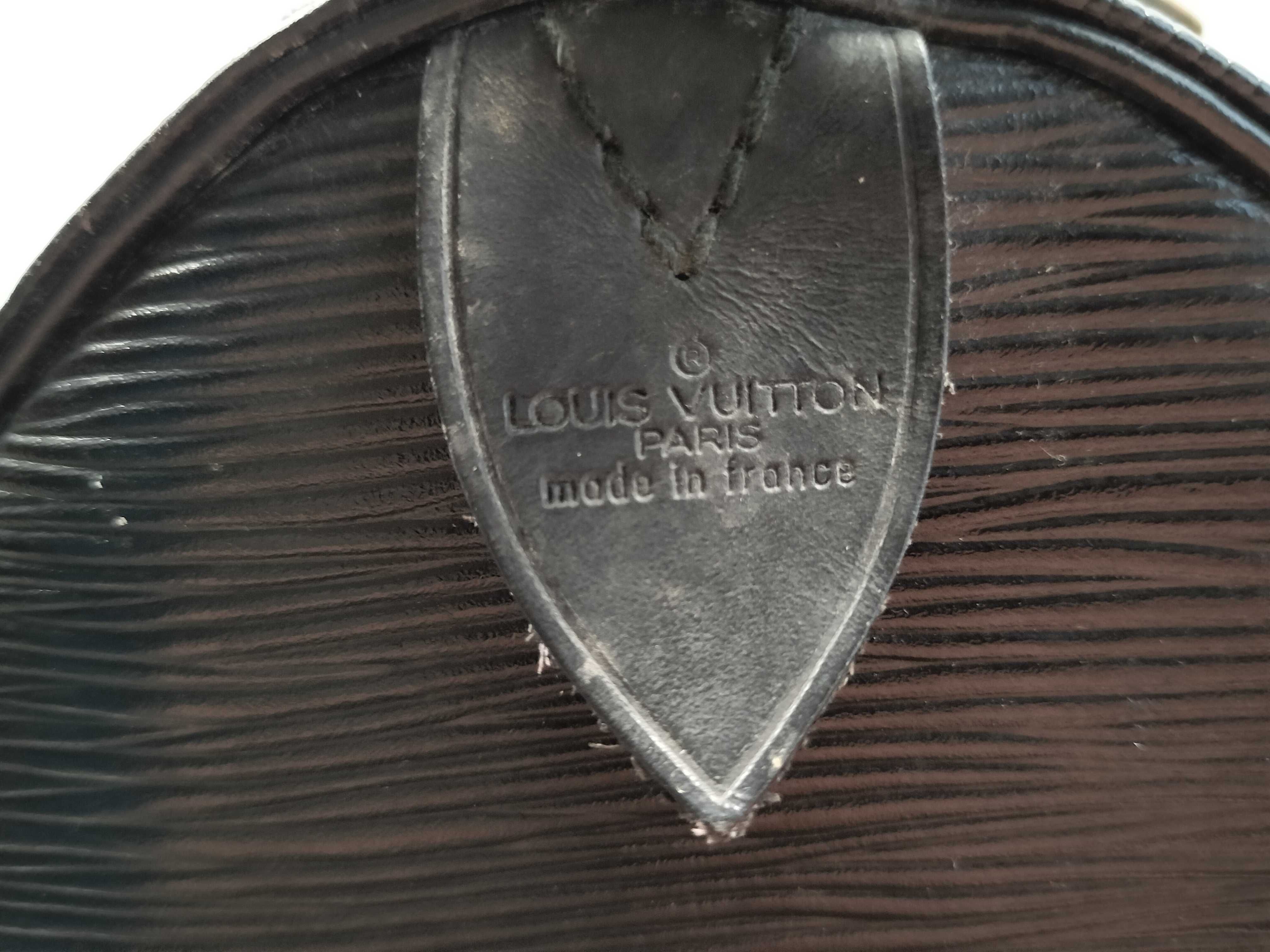 Epi Bag, Louis Vuitton Epi Keepall 45, Epi Noir Boston Bag, Keyless Boston Bag — view 13