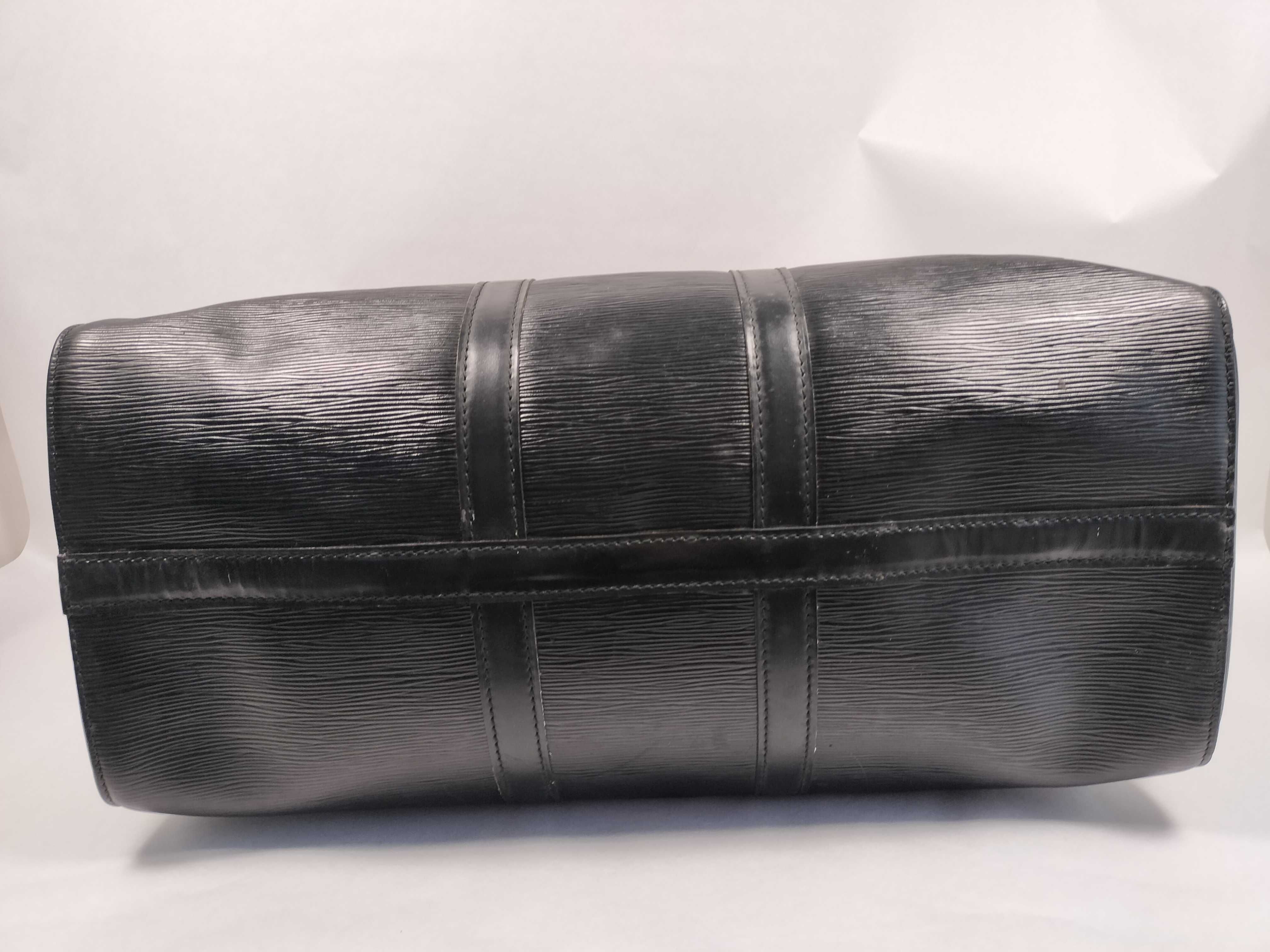 Epi Bag, Louis Vuitton Epi Keepall 45, Epi Noir Boston Bag, Keyless Boston Bag — view 7