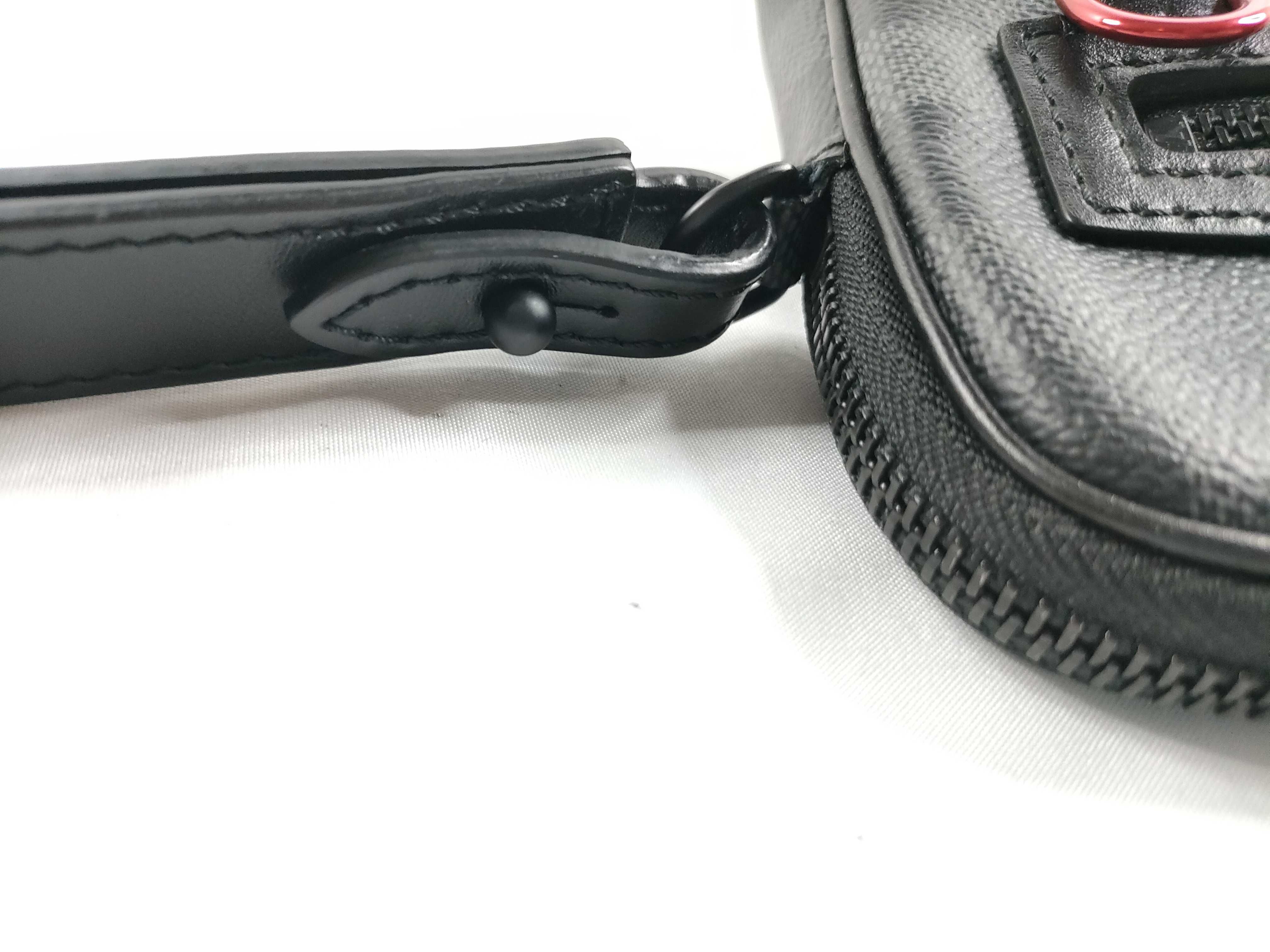 Damier Graphite Louis Vuitton LV Damier Graphite Utility Supple Clutch Bag N60324 Clutch Bag — view 7