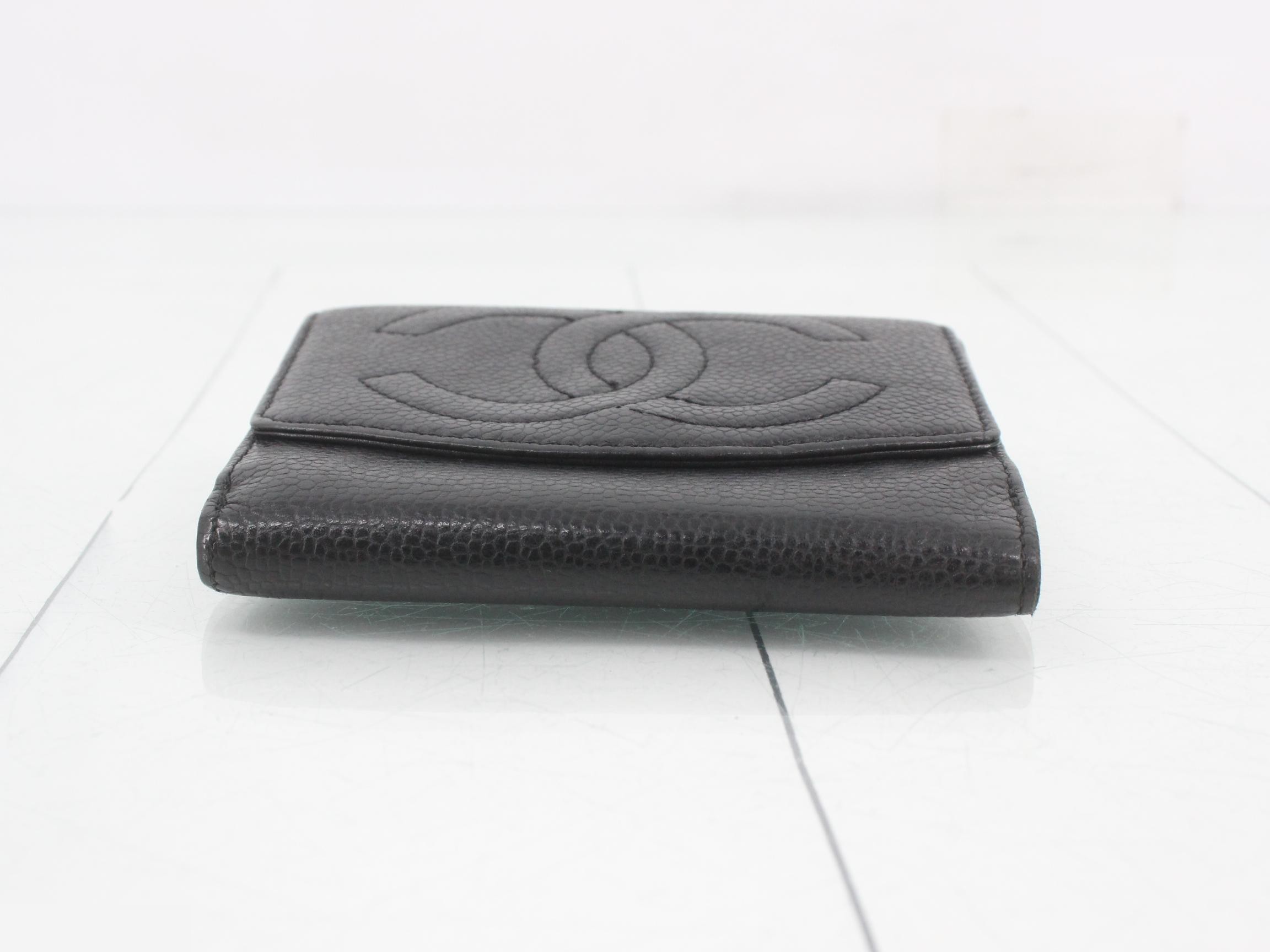 caviar leather double-hook wallet, with original seal, serial number 2. — view 3