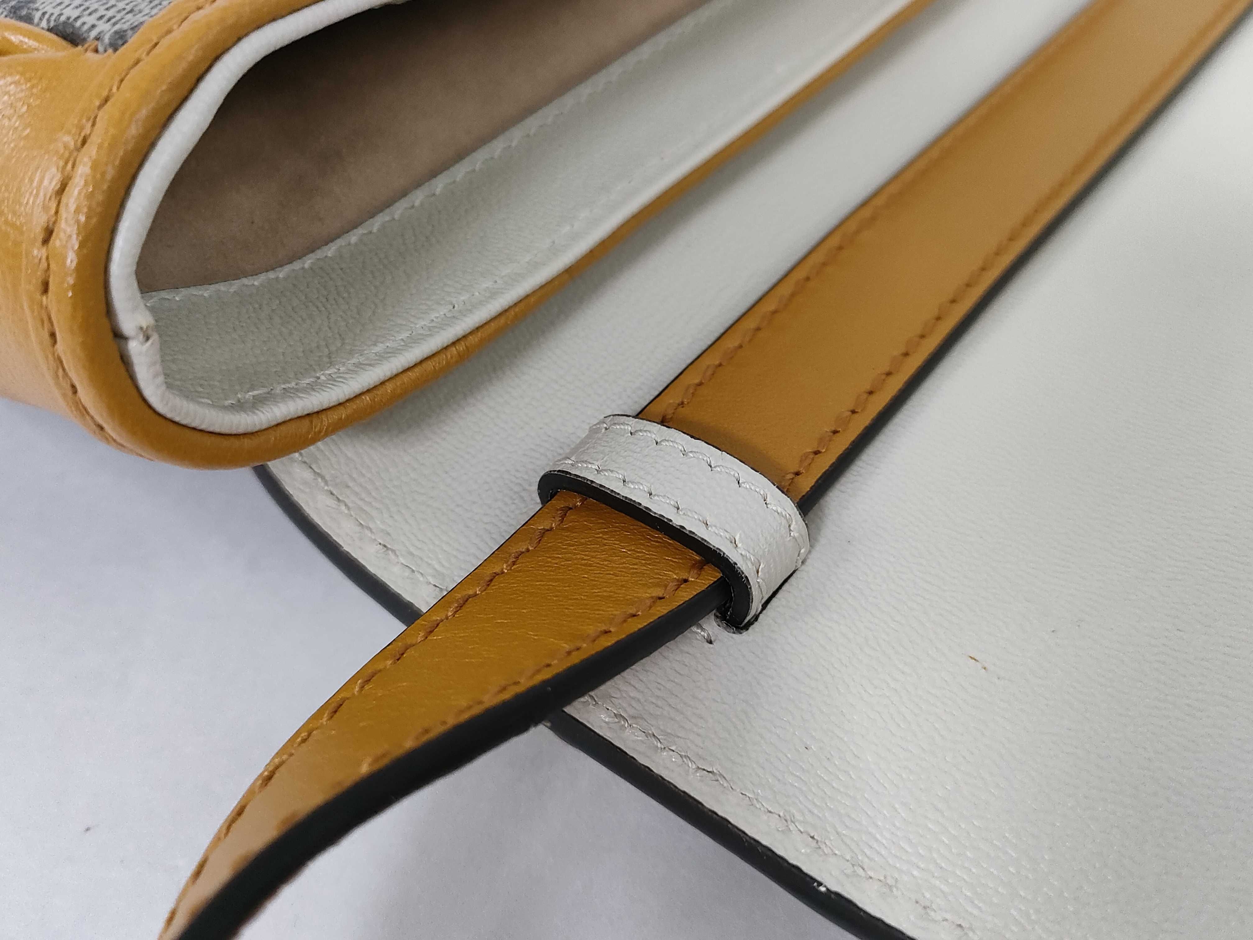 GG Padlock Chain Shoulder Bag — view 5