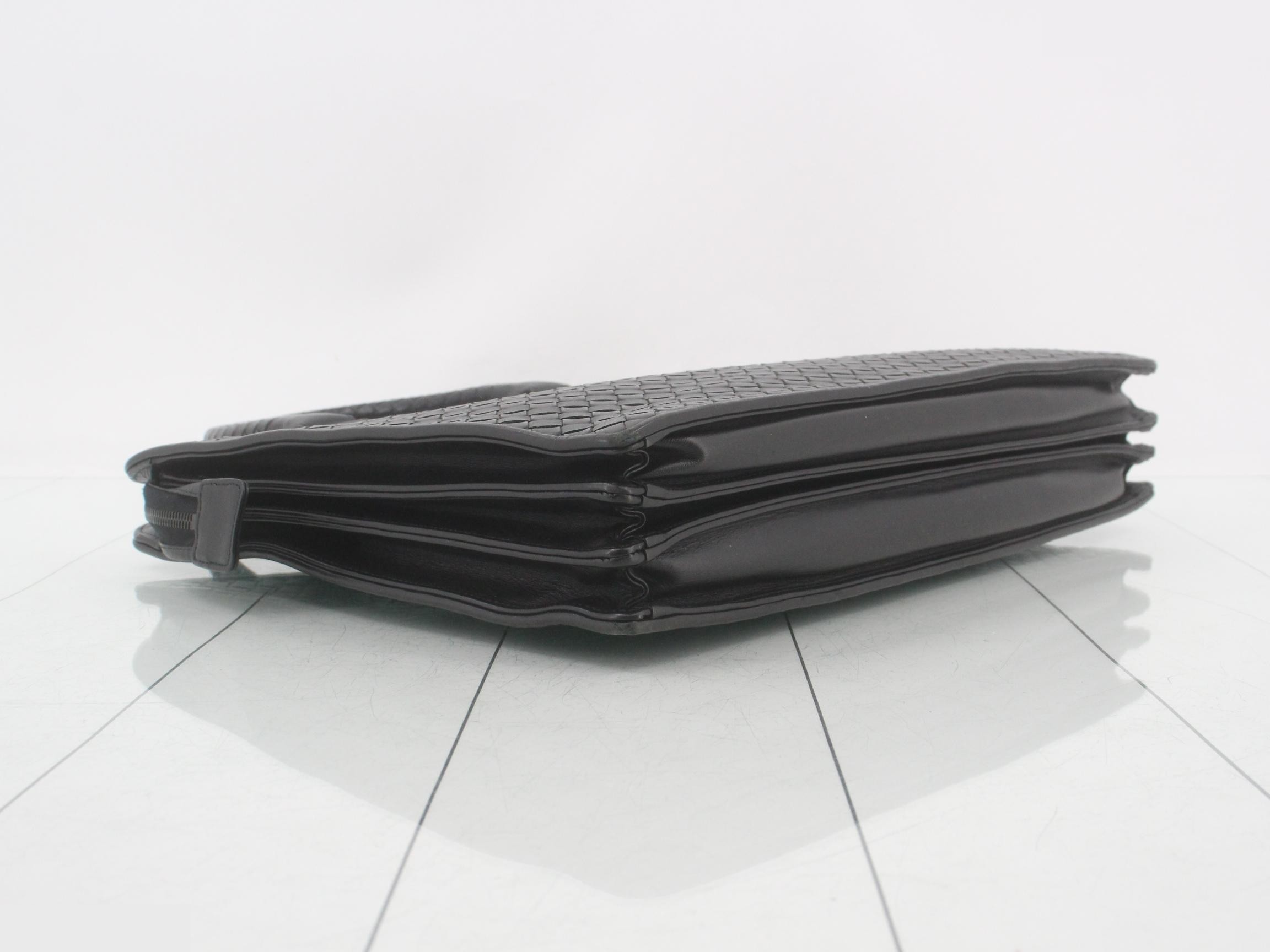 Intrecciato Leather Business Bag, Black — view 5