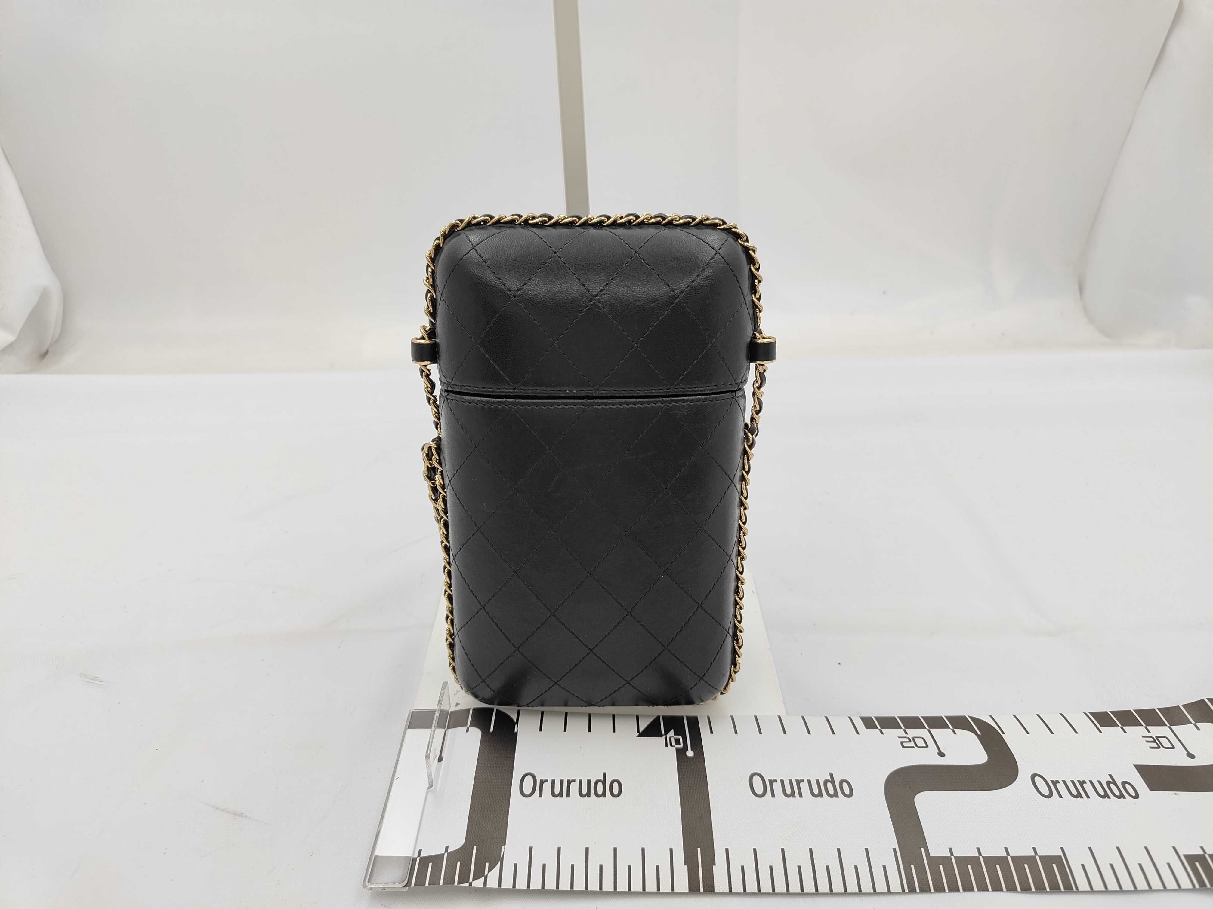 Matelassé Chain Phone Holder, Leather, Black with Gold Hardware, 29674407 Shoulder Bag — view 2