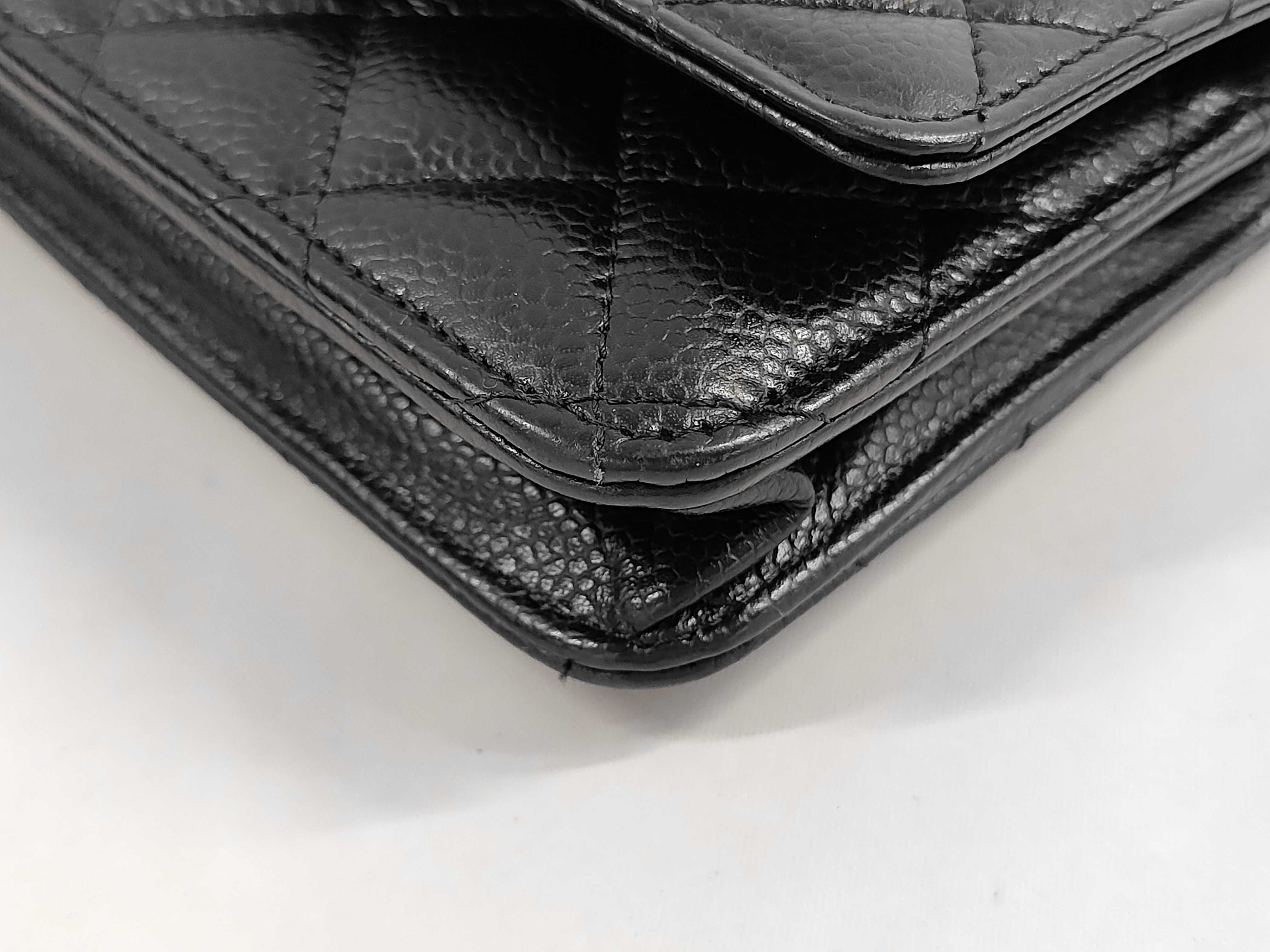 Caviar Skin Chain Wallet Shoulder Bag — view 4