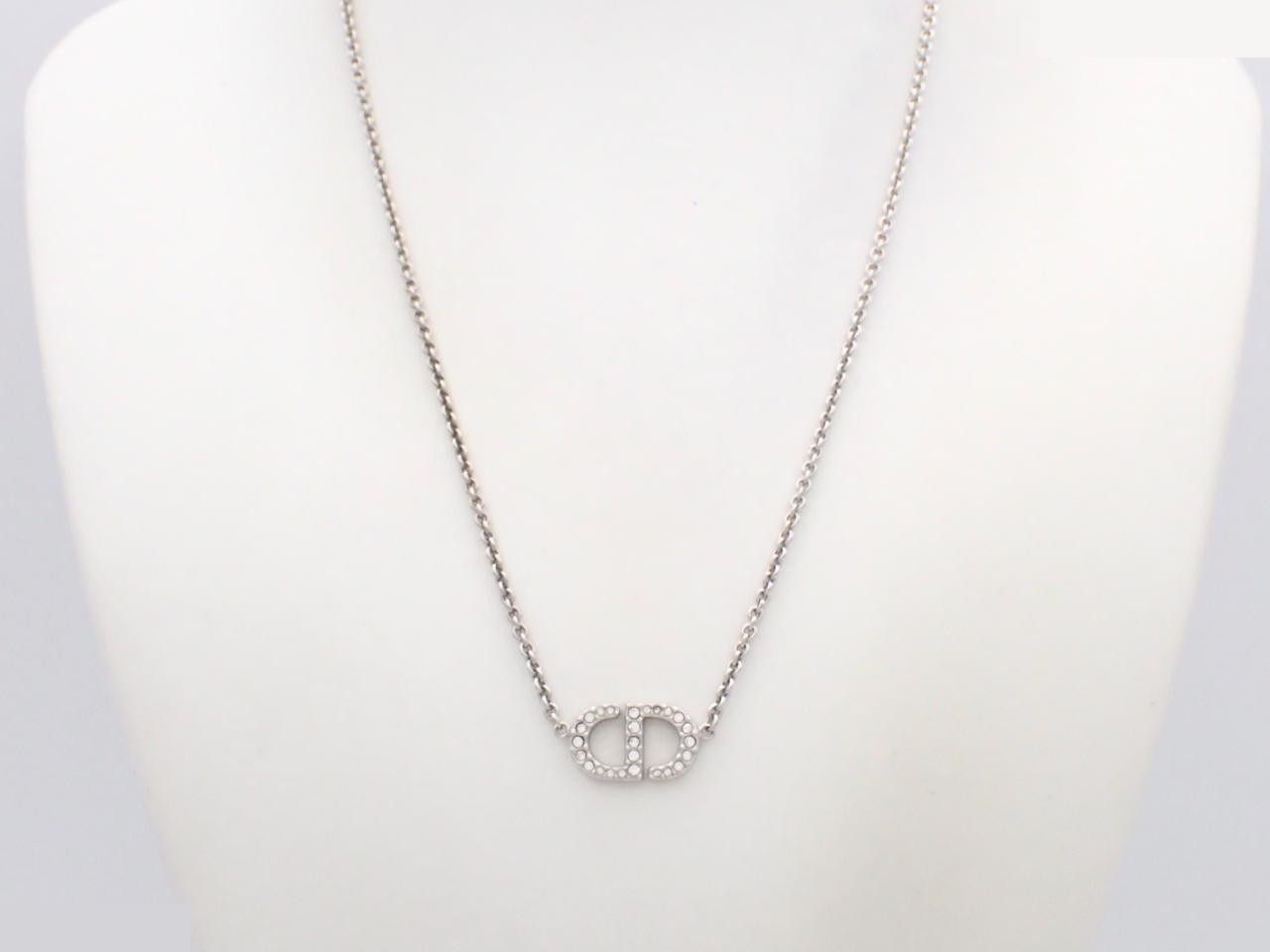 CD logo rhinestone necklace, total length approximately 46 cm — view 3