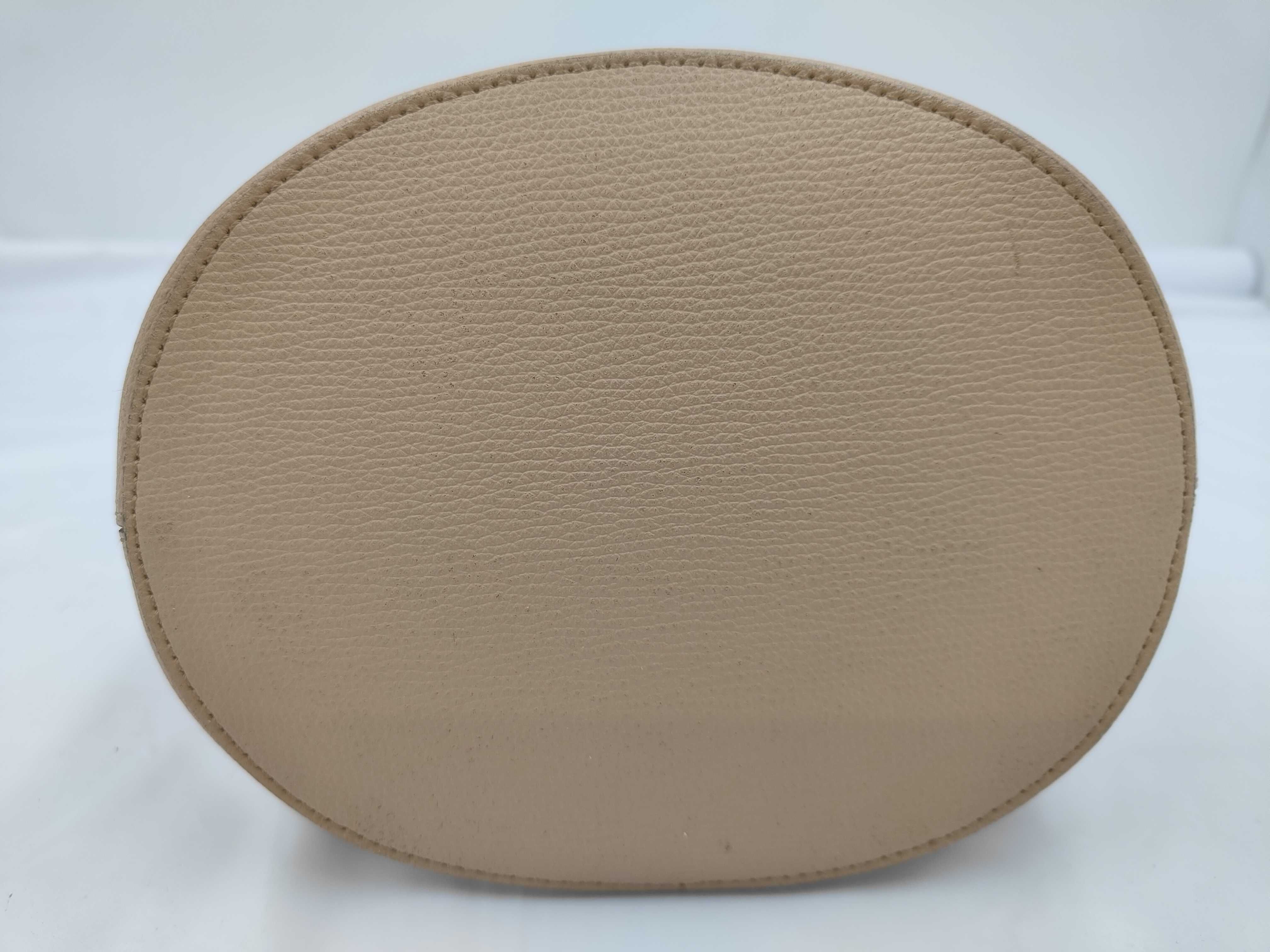 Shoulder Bag Leather Beige Shoulder Bag — view 7