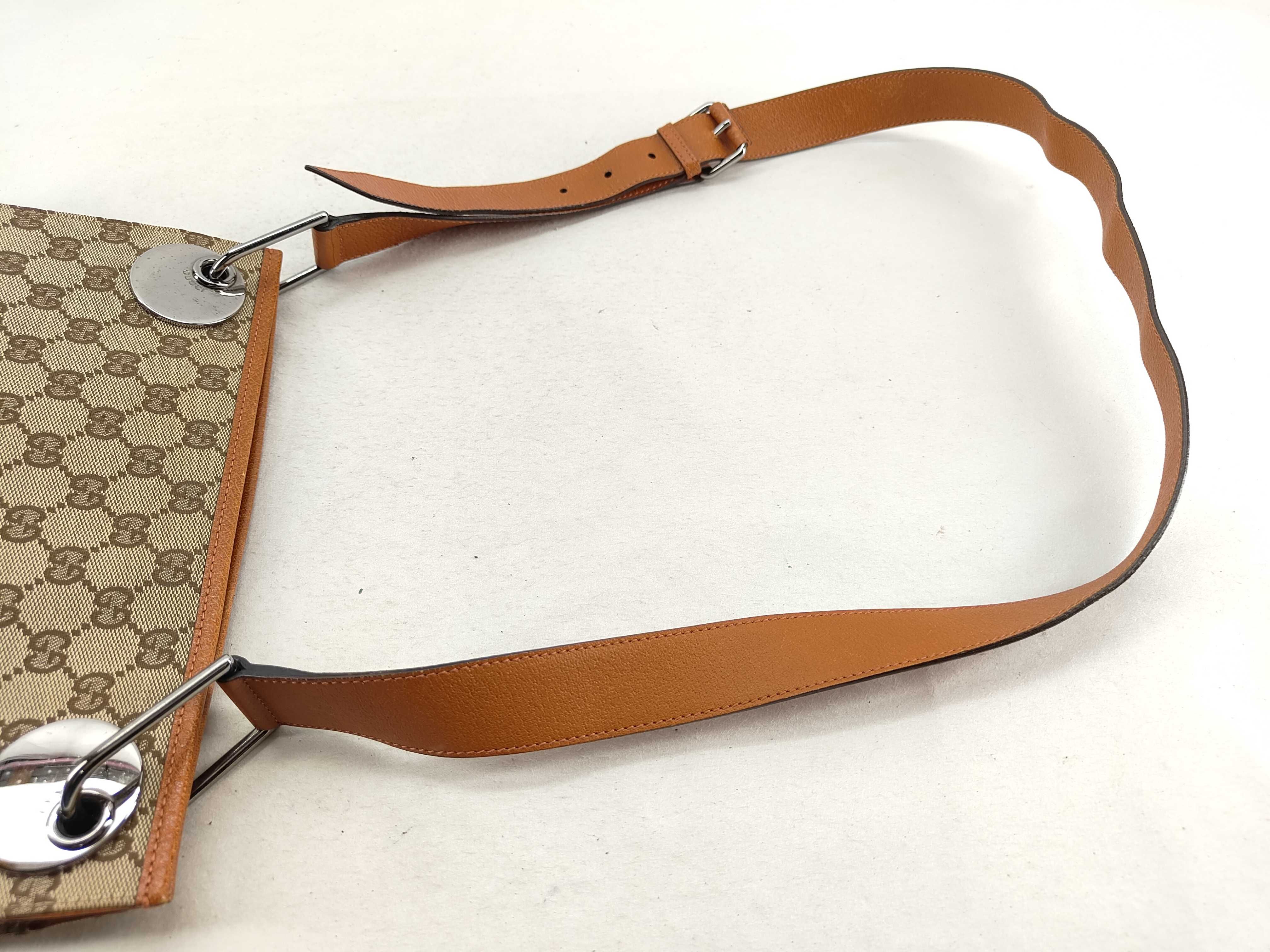 GG Canvas Shoulder Bag 128041 — view 4