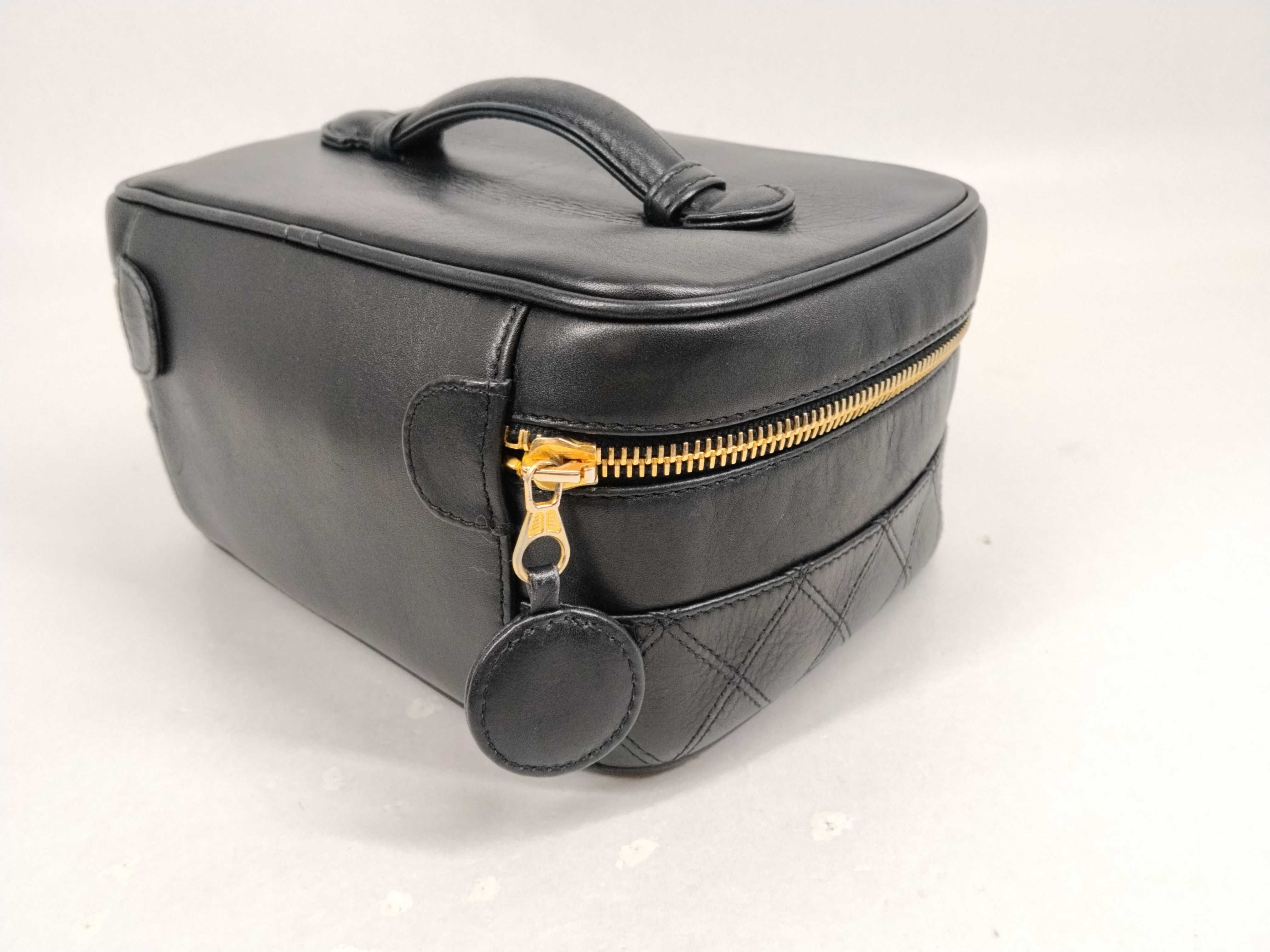 Bicolore Horizontal Vanity Bag — view 6