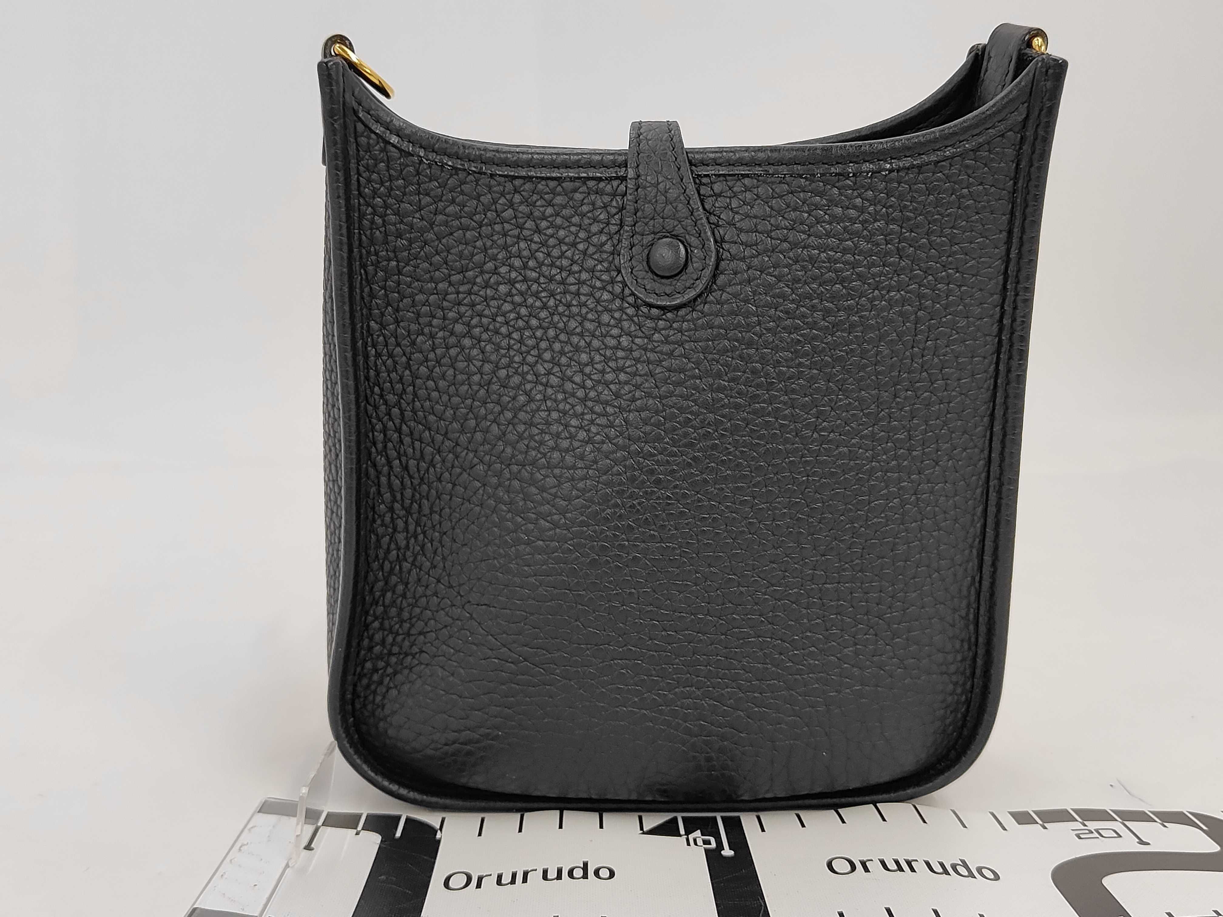 Evelyne 16 TPM Shoulder Bag, Taurillon Clemence Leather, Black with Gold Hardware, Year: 2020 — view 2