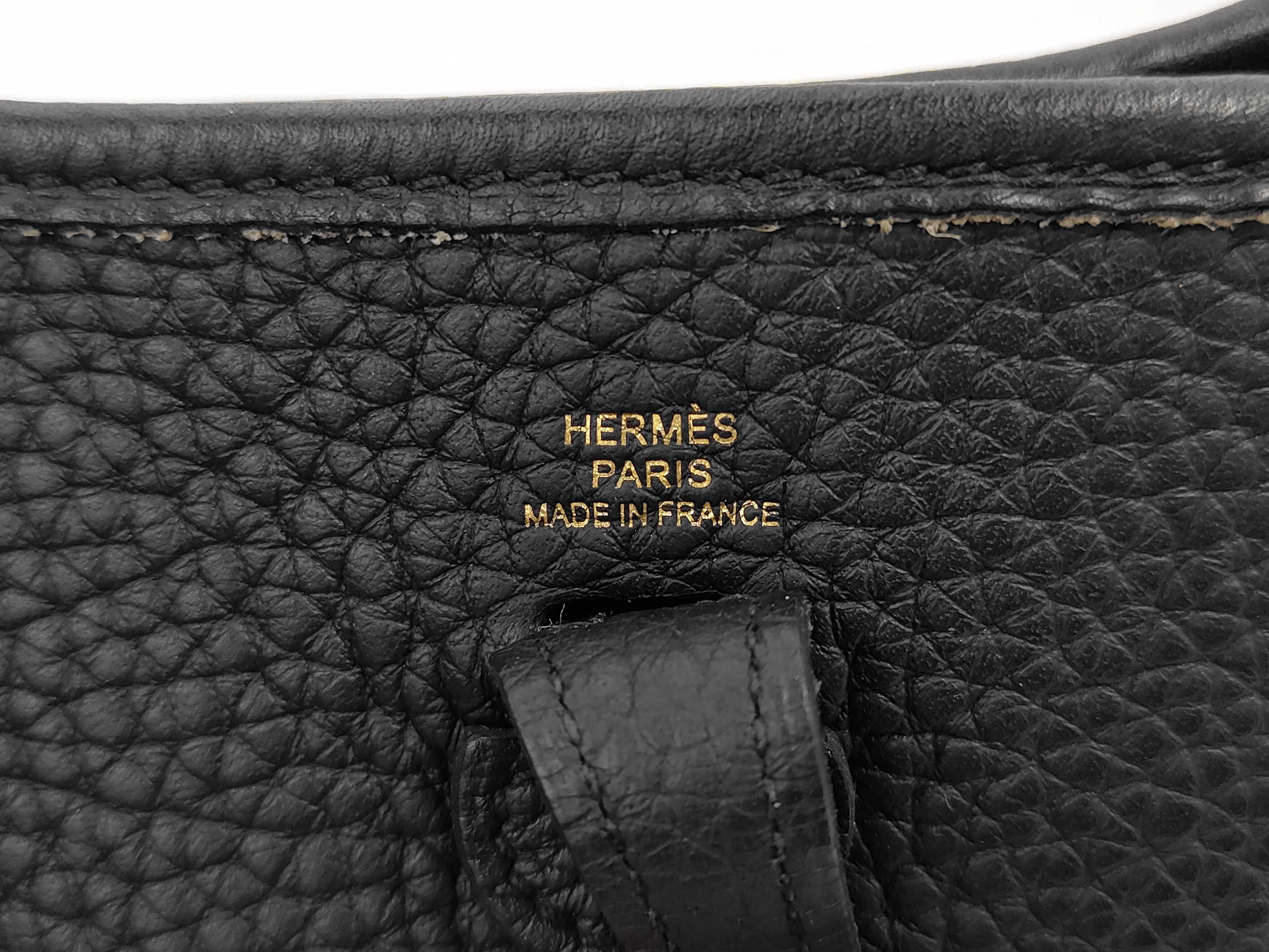 Evelyne 16 TPM Shoulder Bag, Taurillon Clemence Leather, Black with Gold Hardware, Year: 2020 — view 7