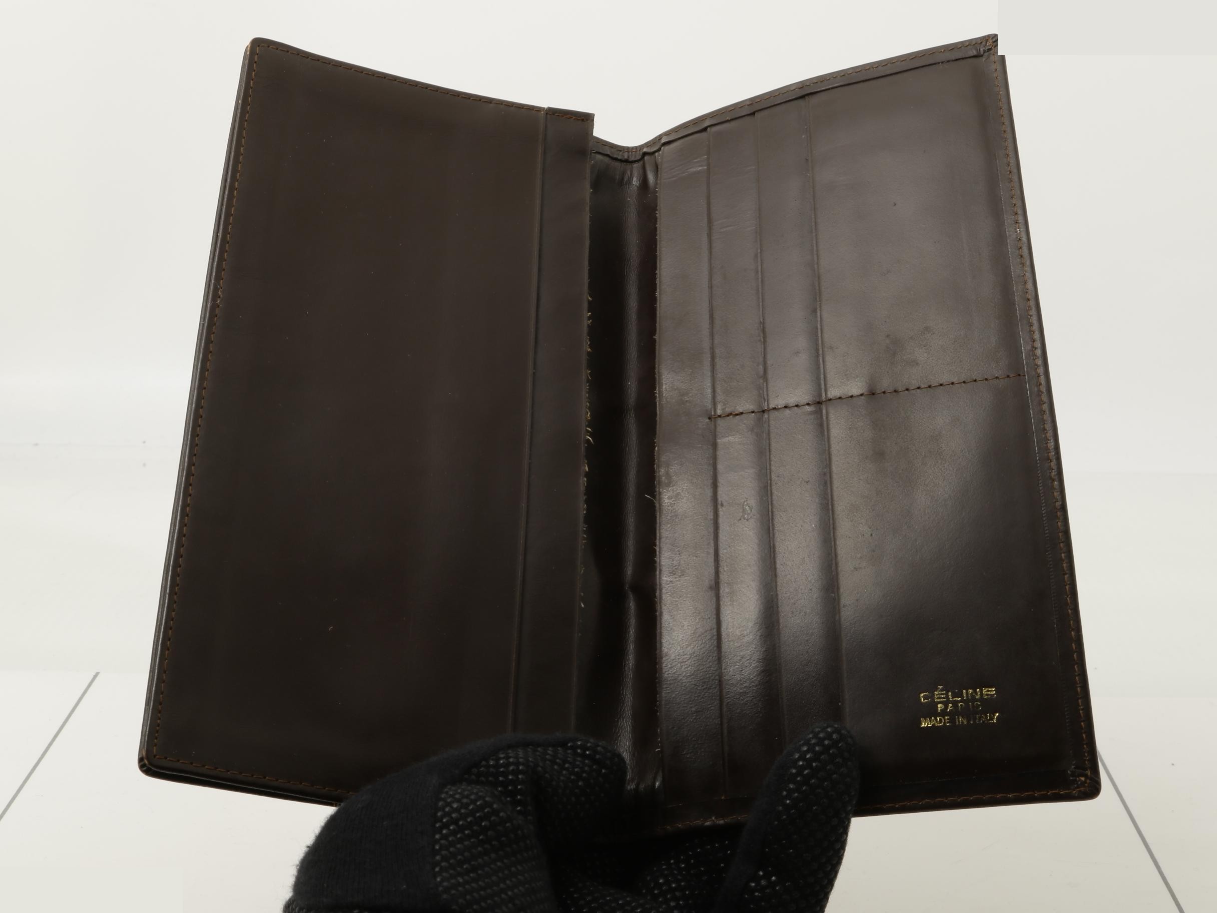 wallet — view 4