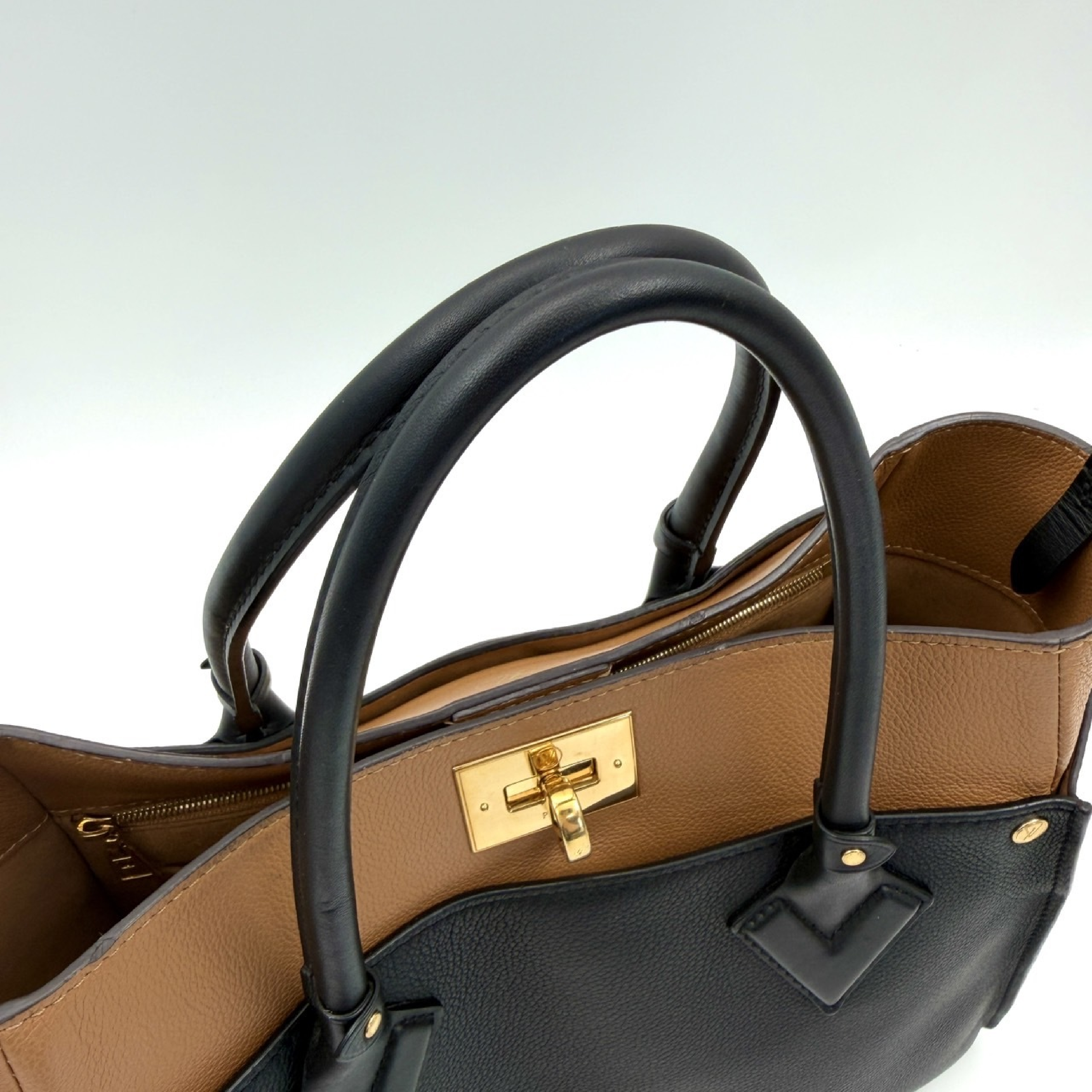 On My Side Handbag — view 5