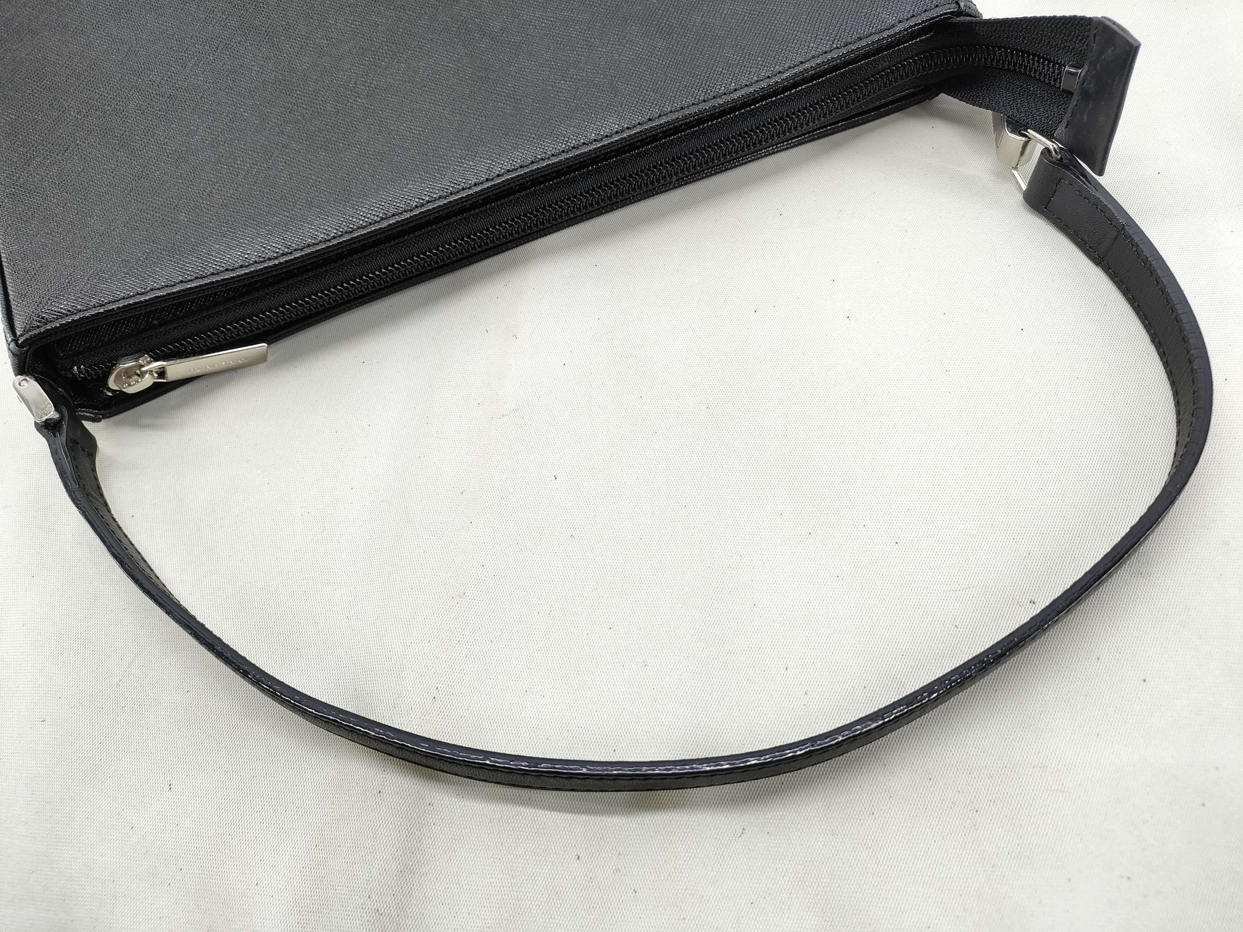Leather Nova Check Shoulder Bag — view 4