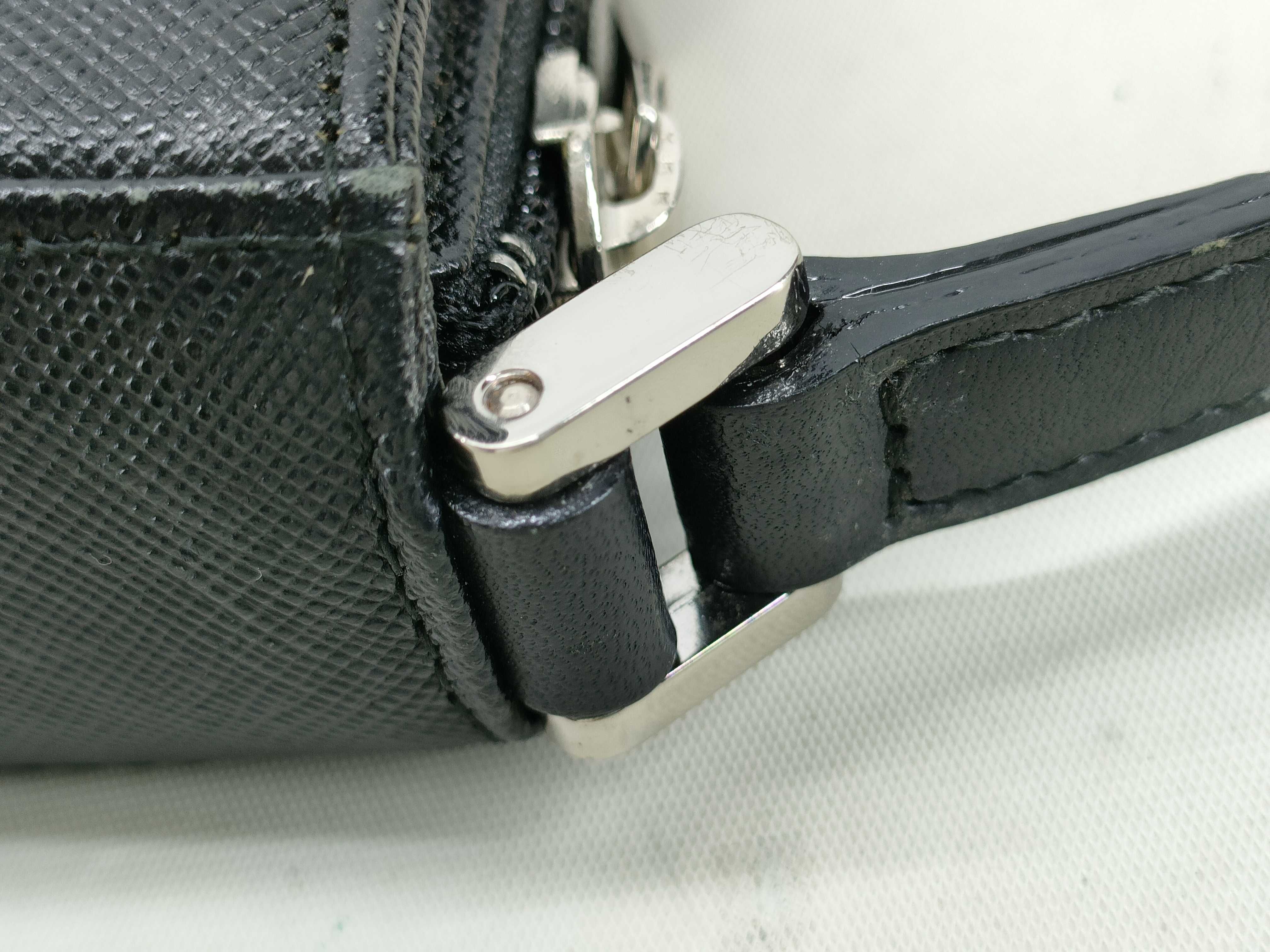 Leather Nova Check Shoulder Bag — view 6