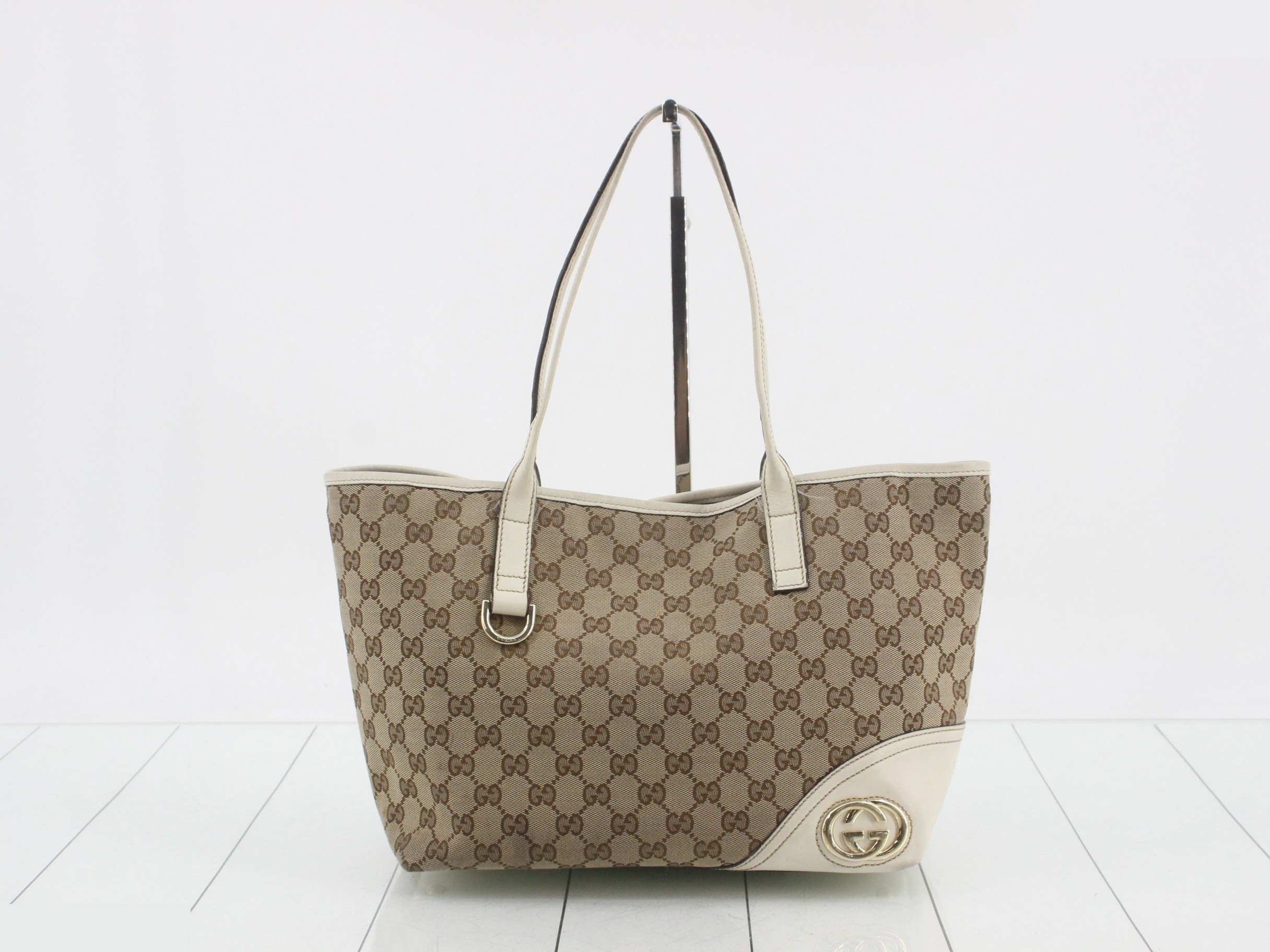 GG Canvas New Brit Shoulder Bag