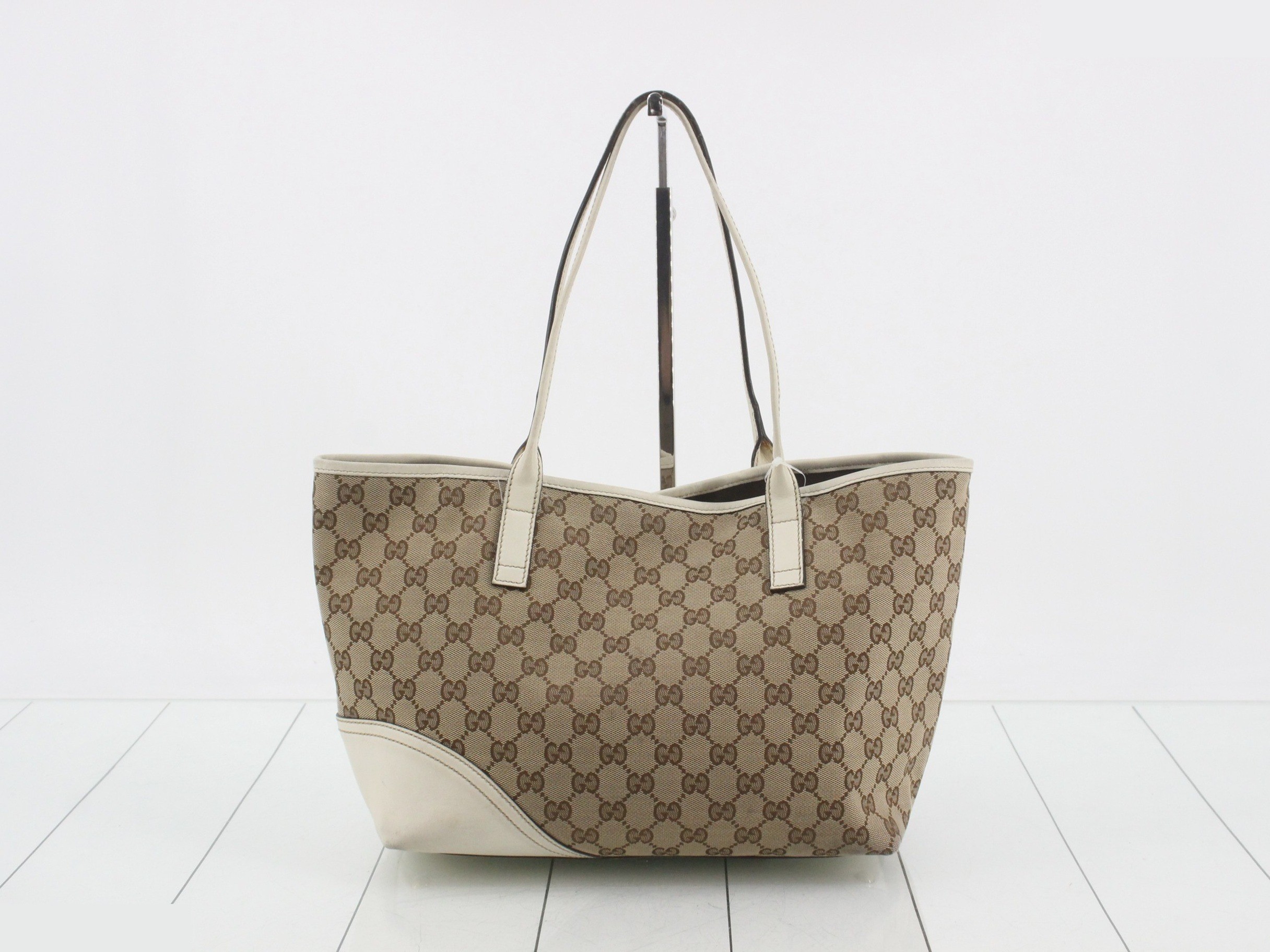 GG Canvas New Brit Shoulder Bag — view 2