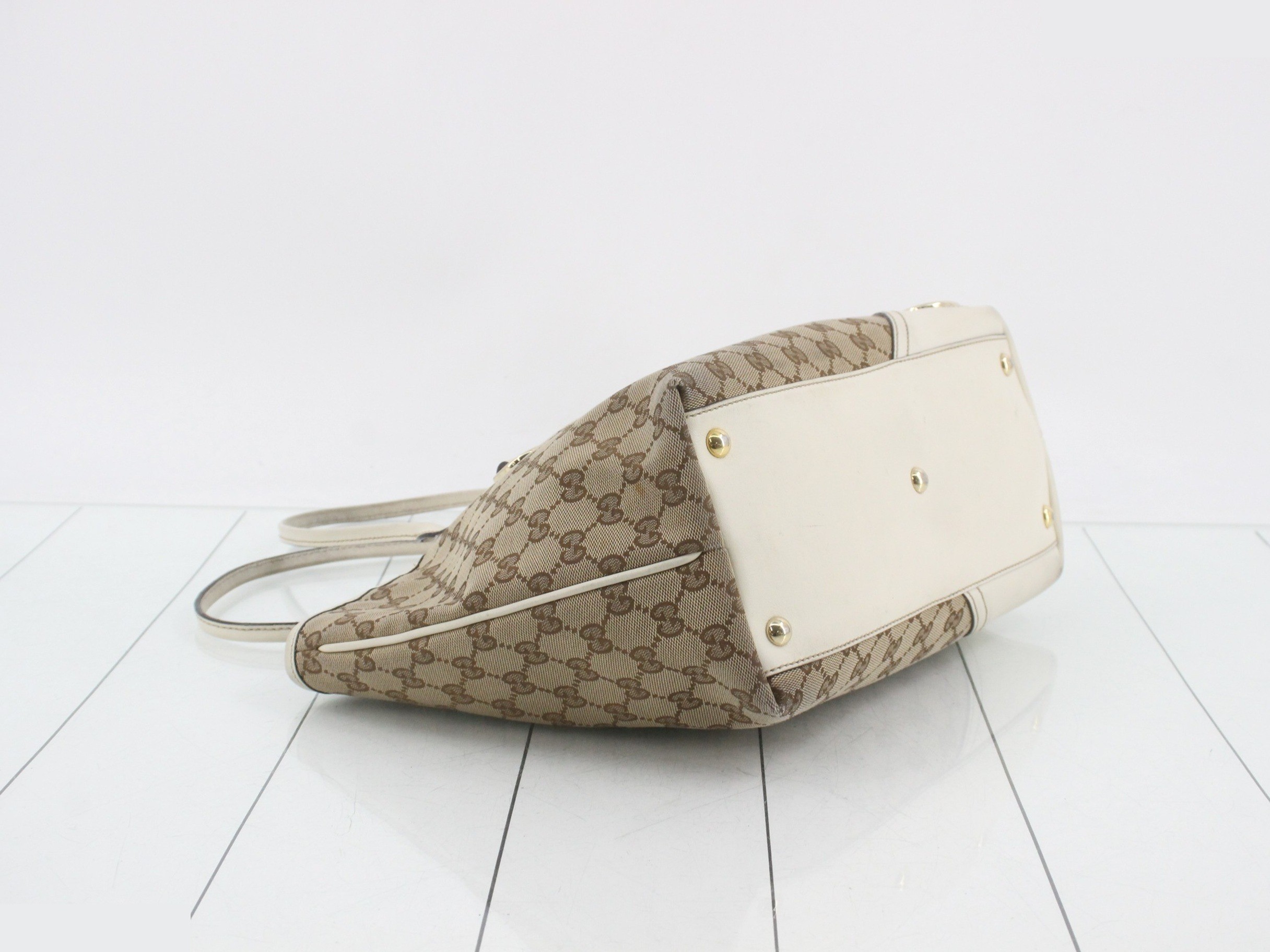 GG Canvas New Brit Shoulder Bag — view 5