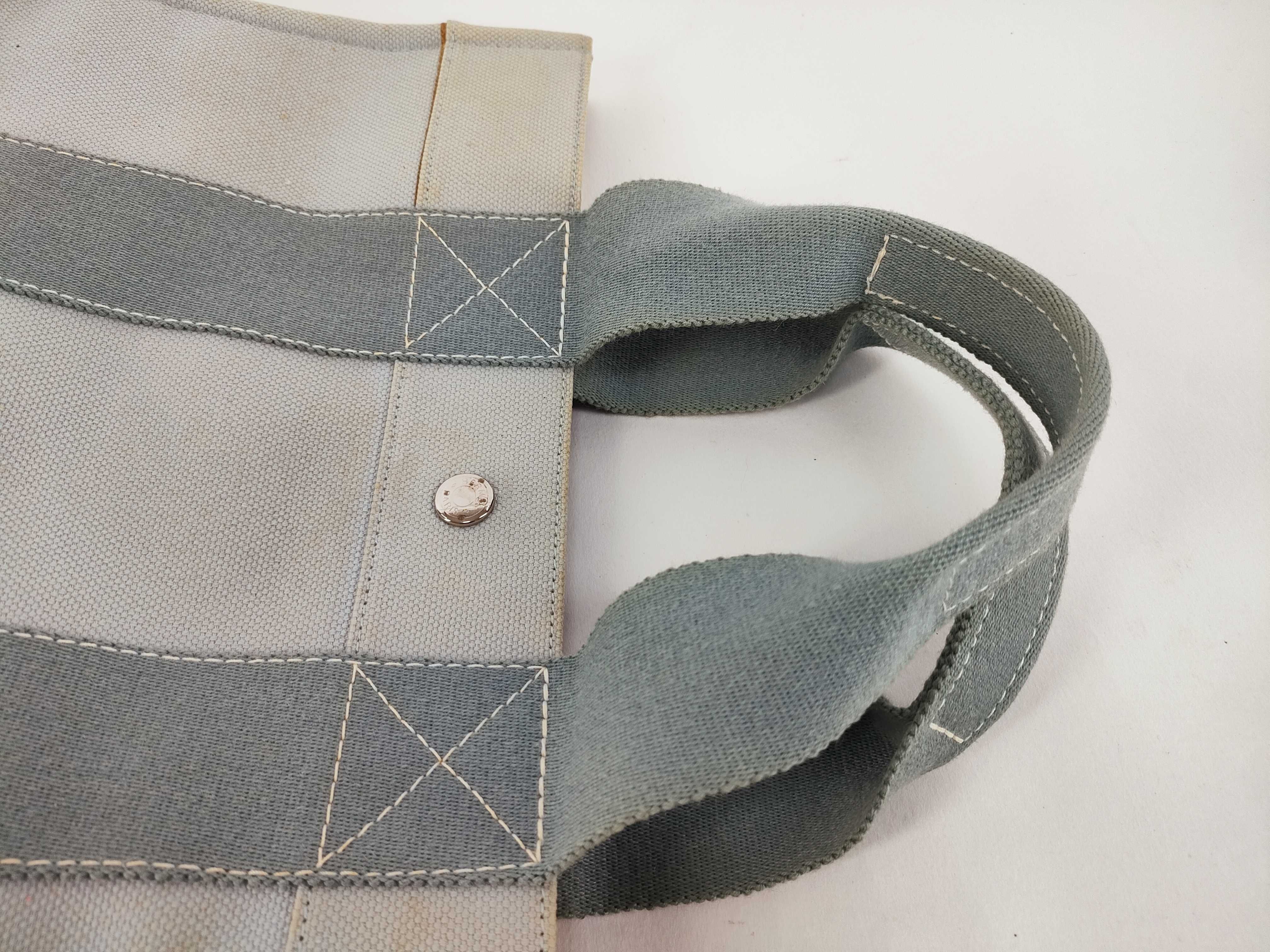 Coquillage PM Light Blue Pouch Tote Bag — view 3