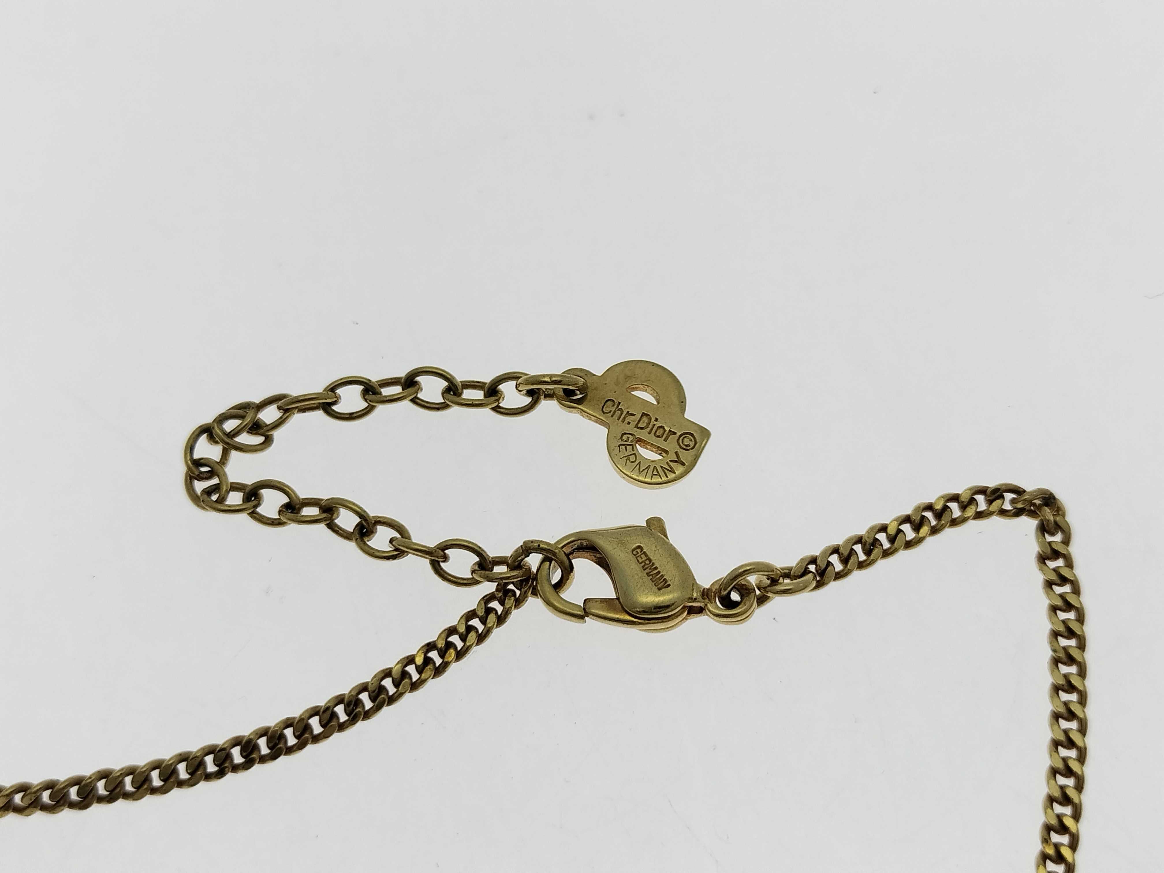 necklace — view 4