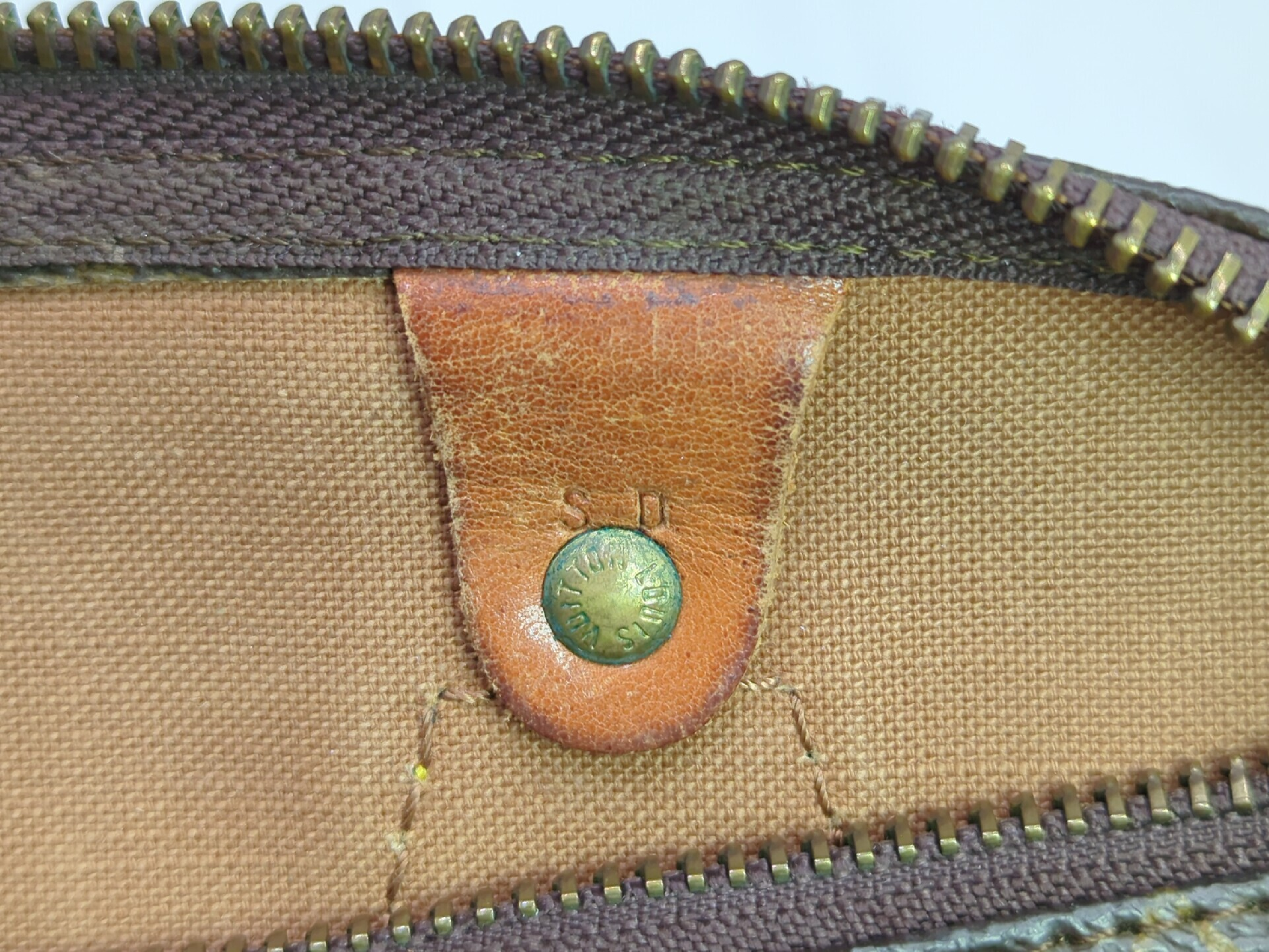 M41528 Monogram Speedy 25 Handbag — view 15