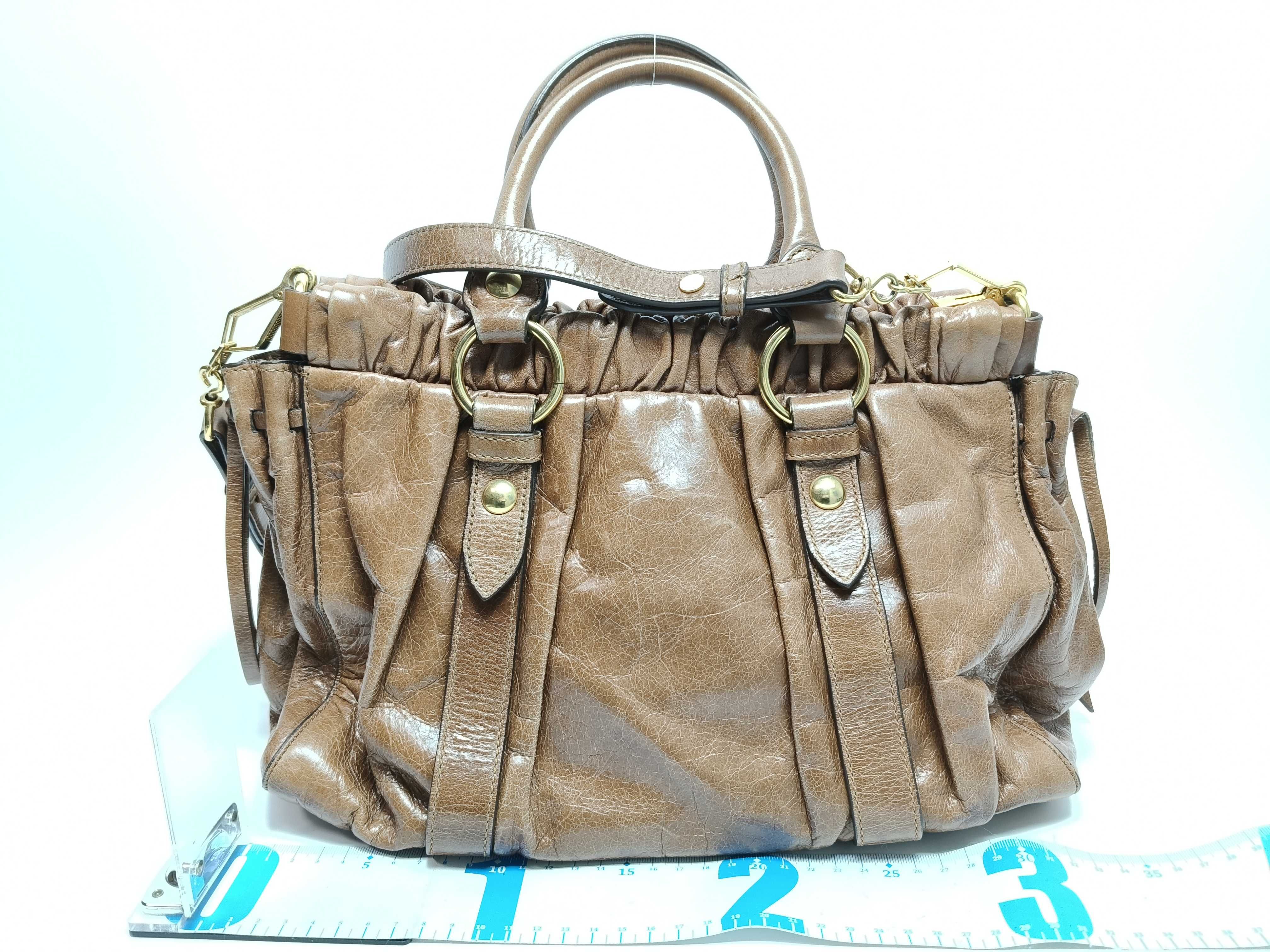 Vitello Lux Leather 2-Way Handbag Brown Tote Bag — view 2